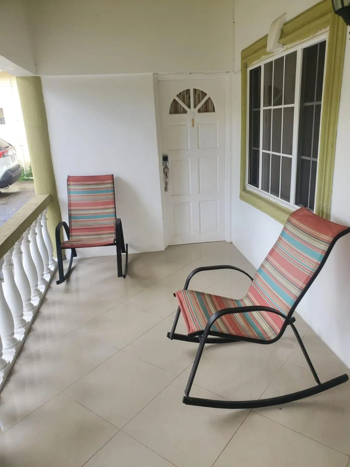 Property building in Comfy Guest Rooms