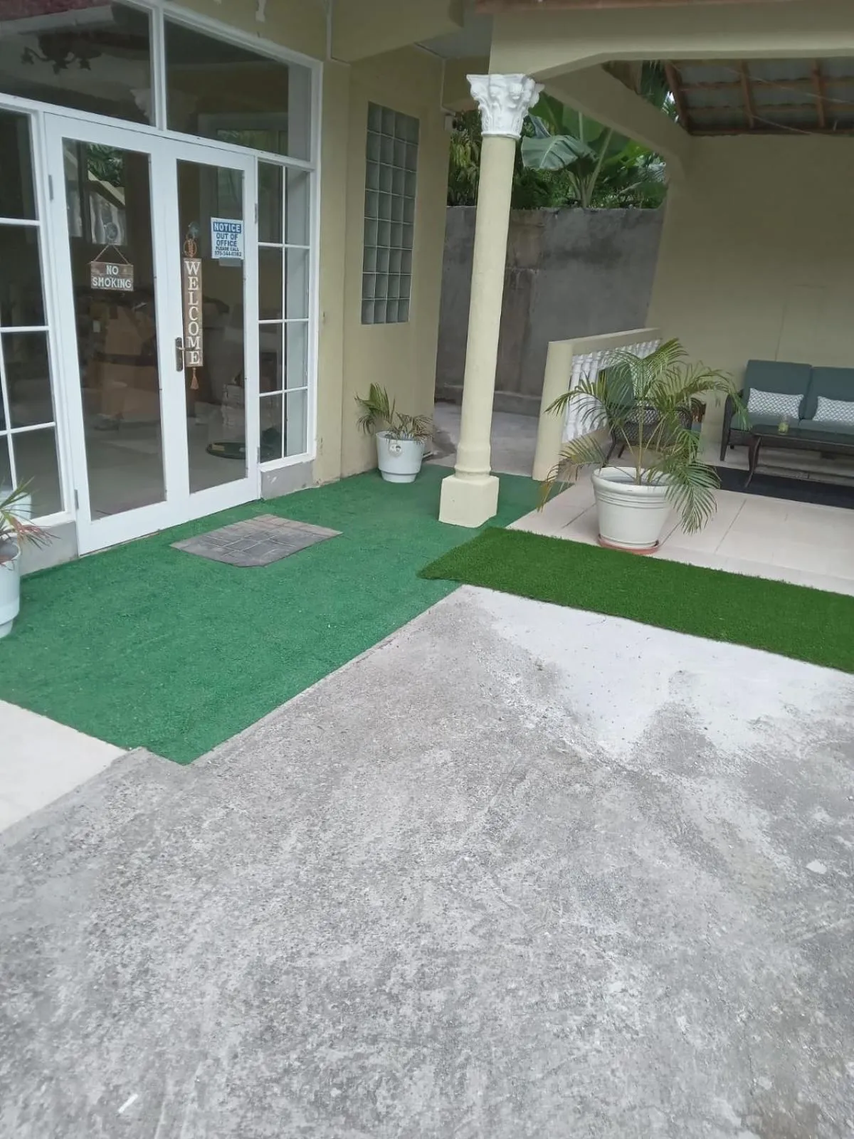 Patio in Comfy Guest Rooms