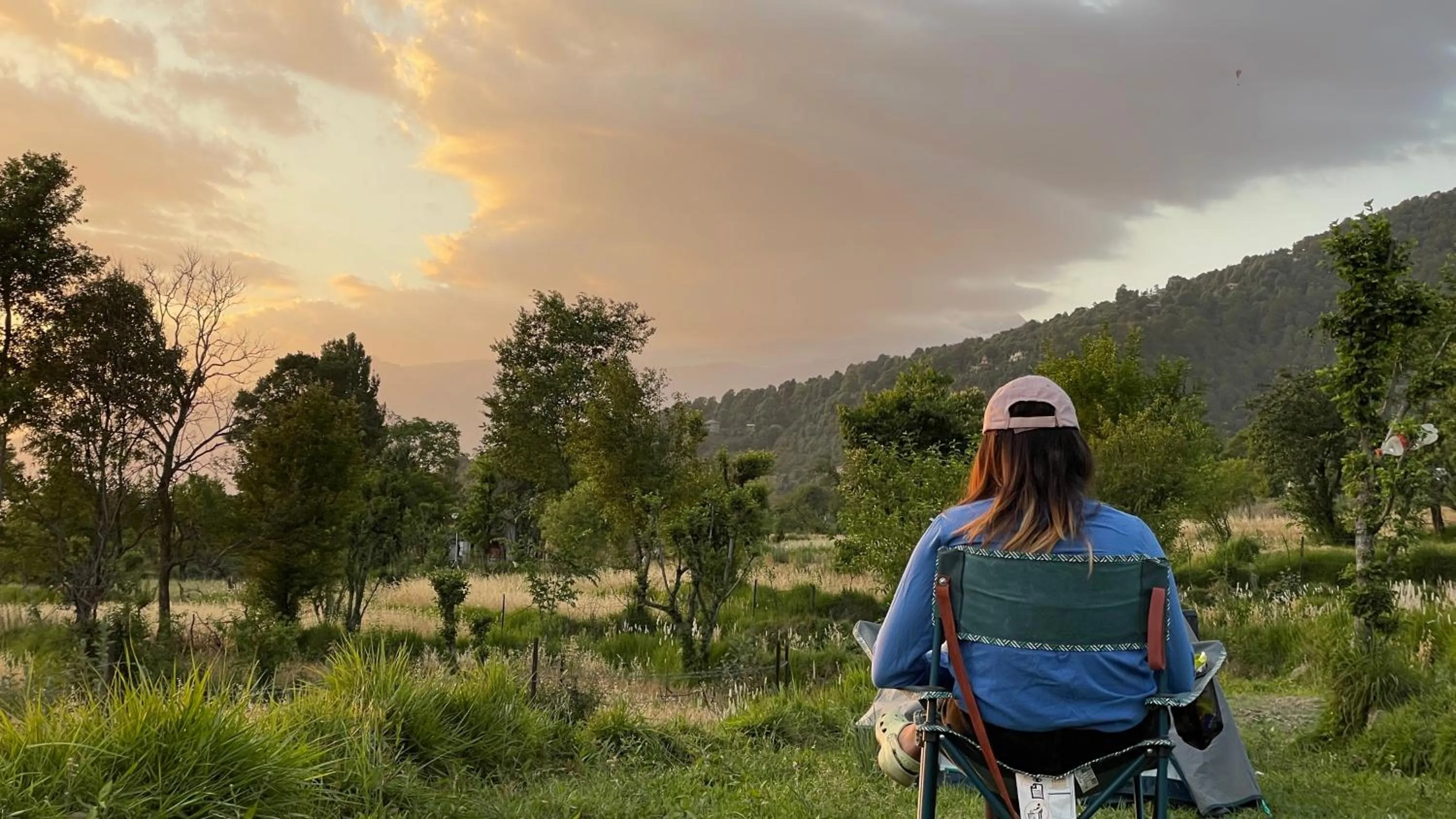 Day in Flashpackers Bir - Rooms & Dorms