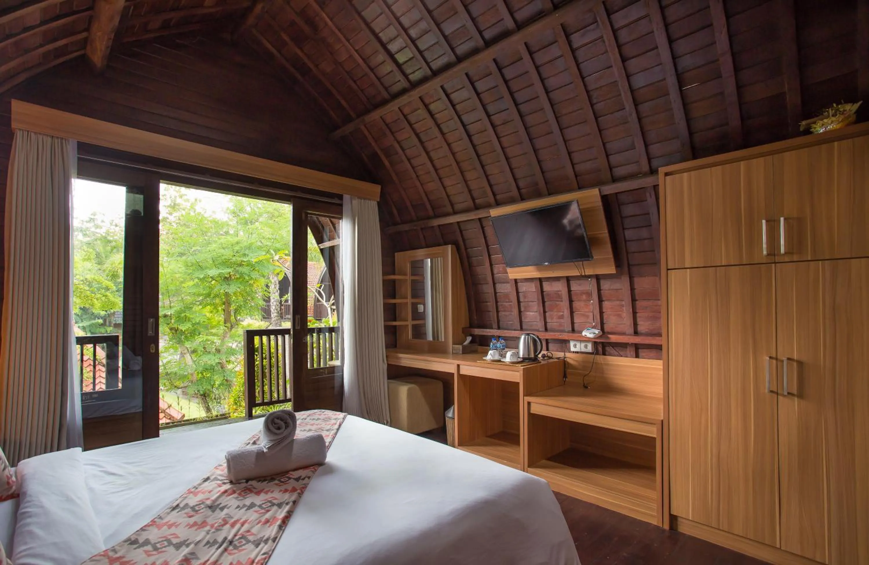 Bed in Klumpu Hill Villas Nusa Penida