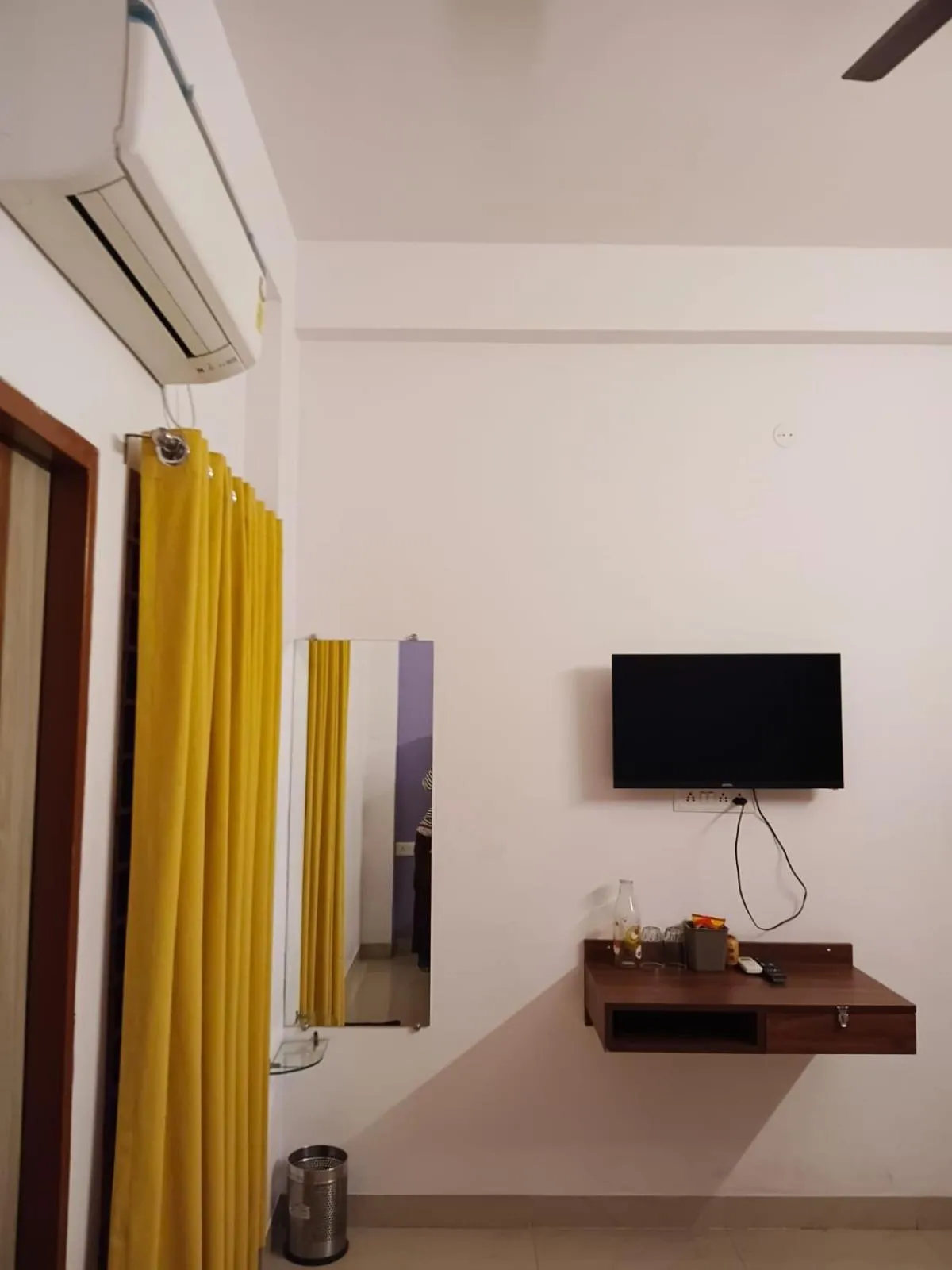 The Autumn Leaves Bhopal