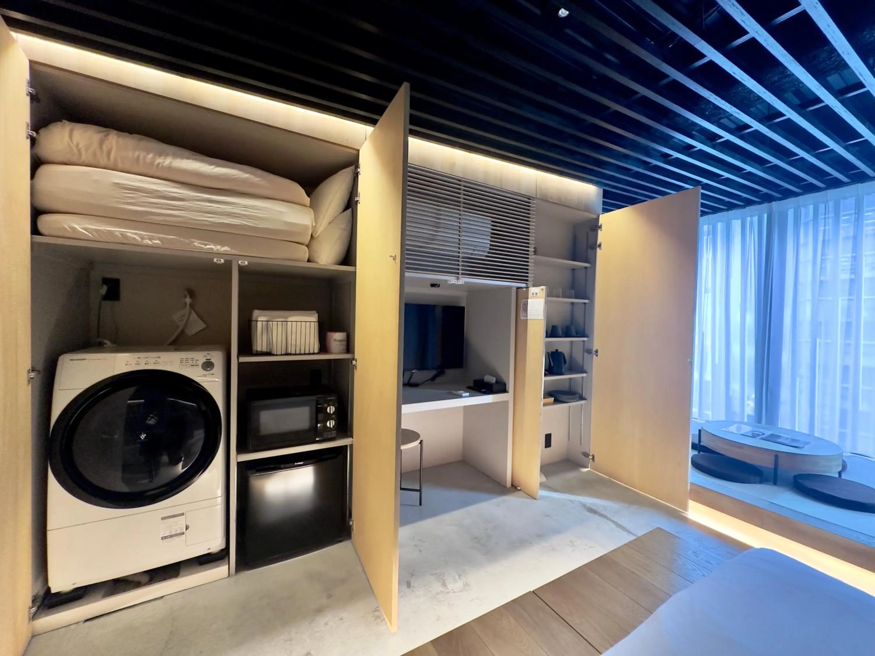 TV and multimedia, Bed in Amanecer Hotel