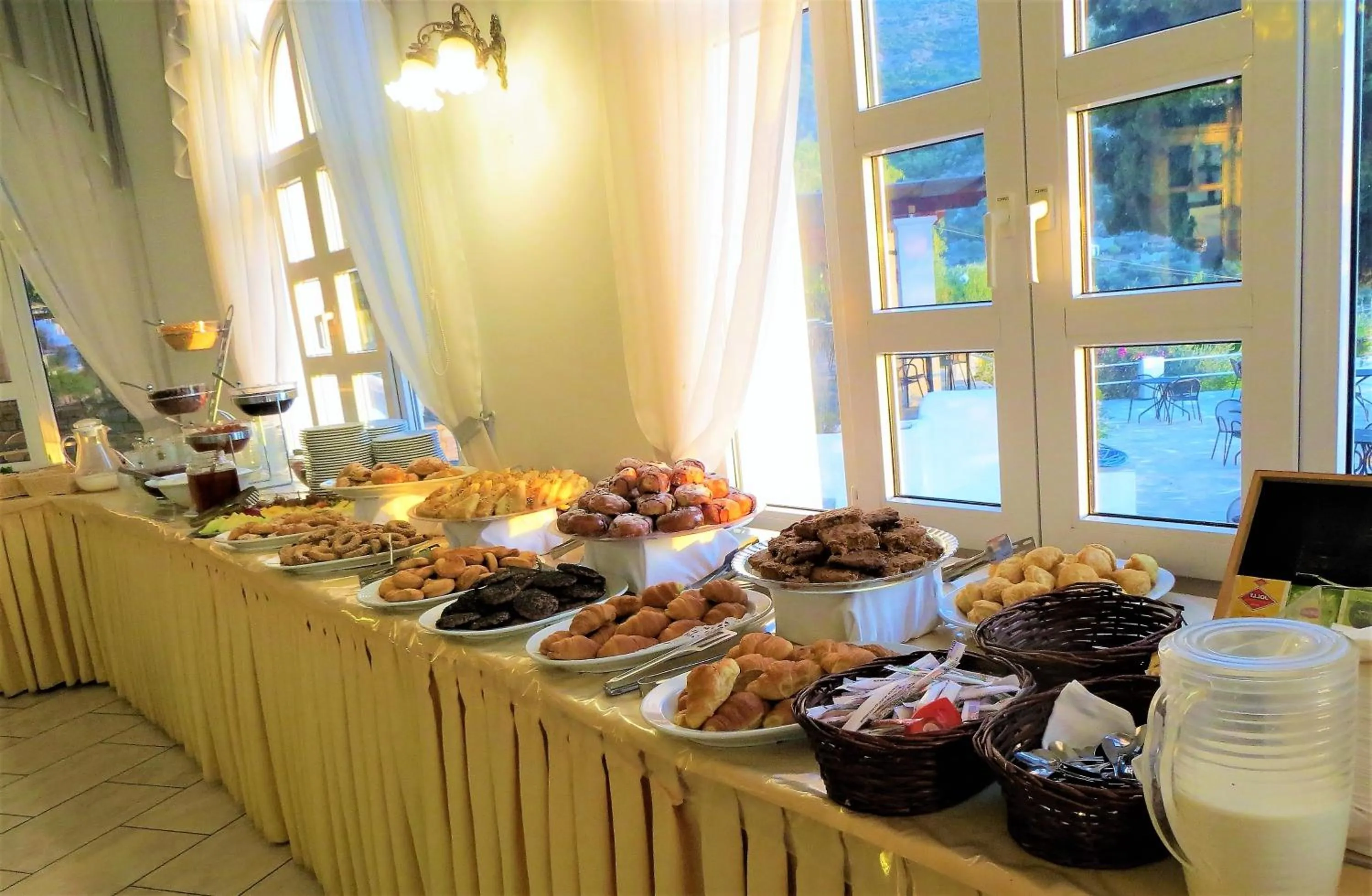Breakfast in Kerveli Village Hotel