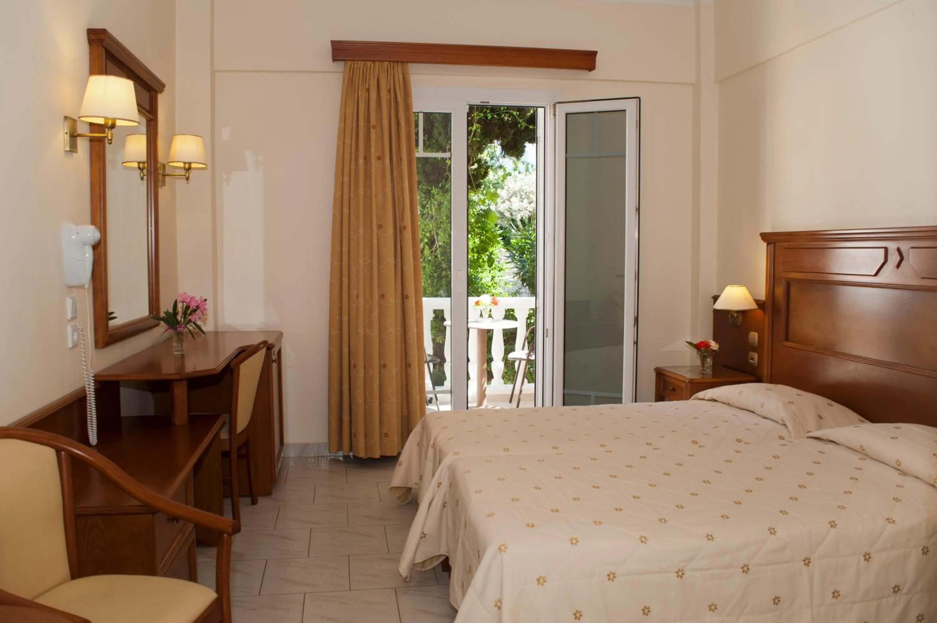 Bedroom, Bed in Kerveli Village Hotel