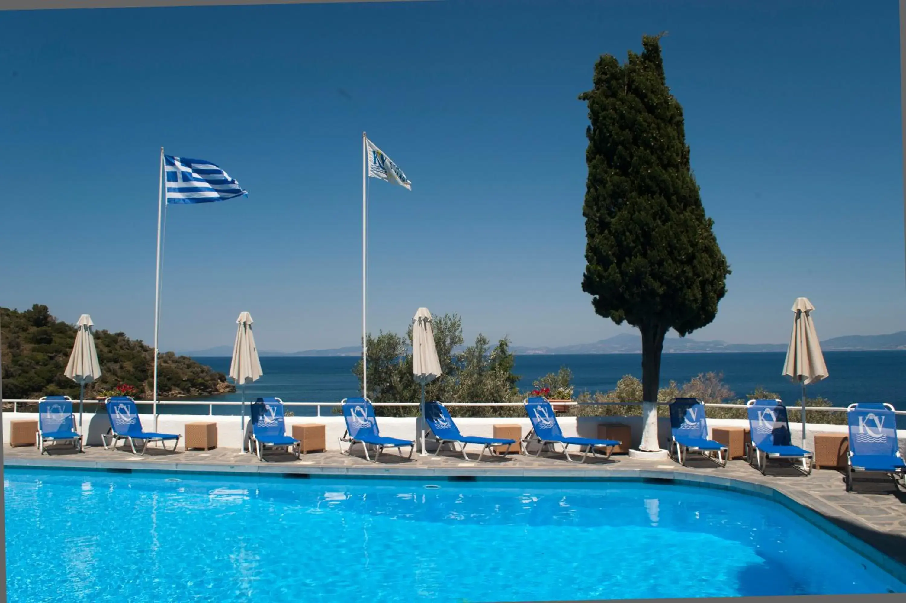 Swimming pool in Kerveli Village Hotel Swimming pool in Kerveli Village Hotel