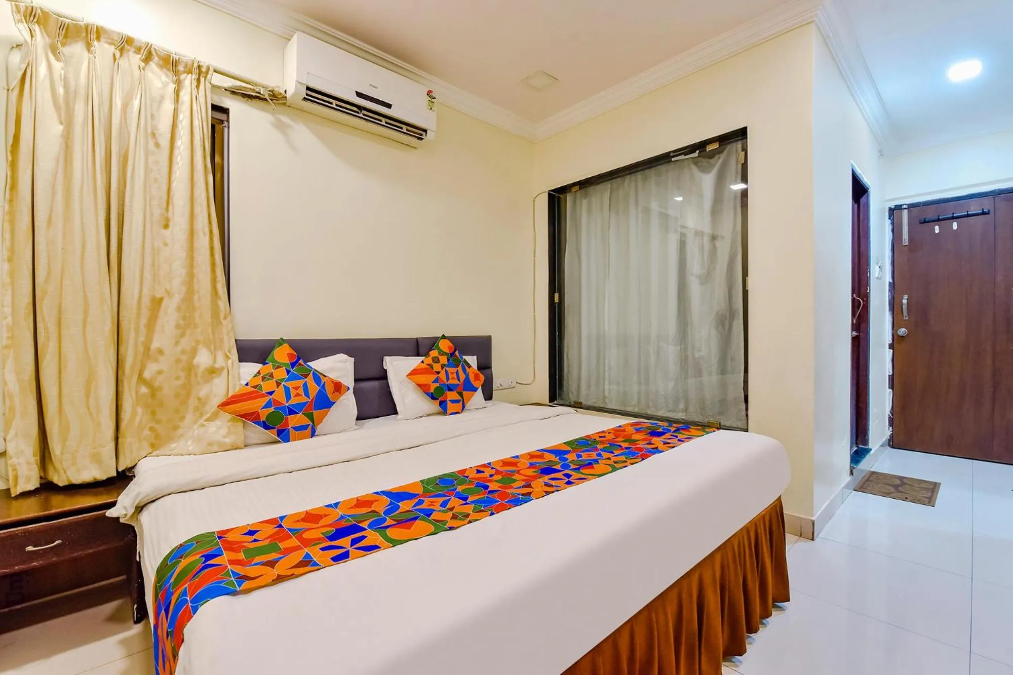 Photo of the whole room, Bed in FabExpress Golden Wings