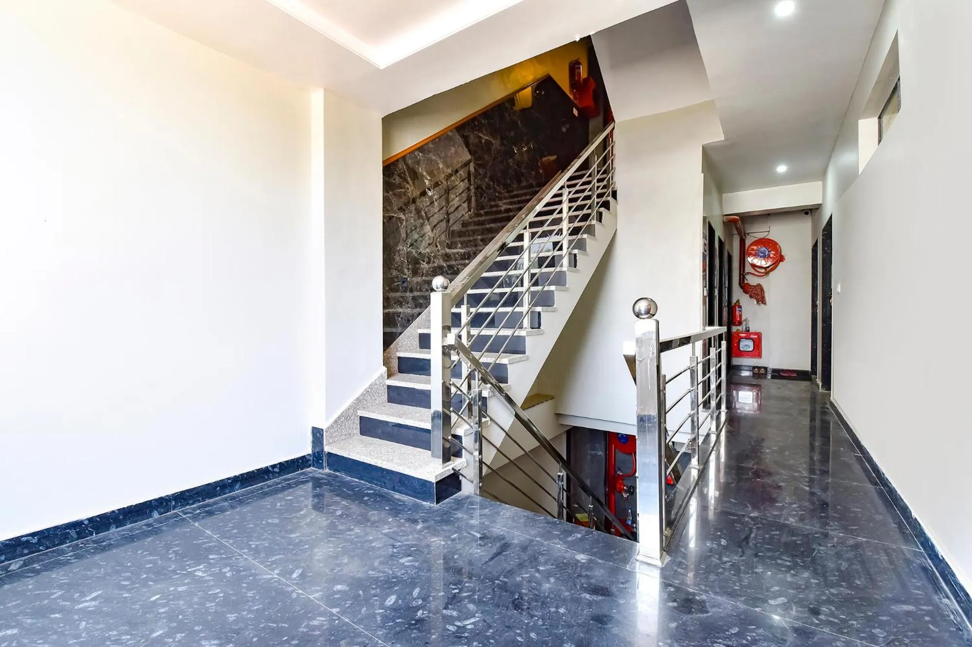 Lobby or reception in FabHotel KPL Prime