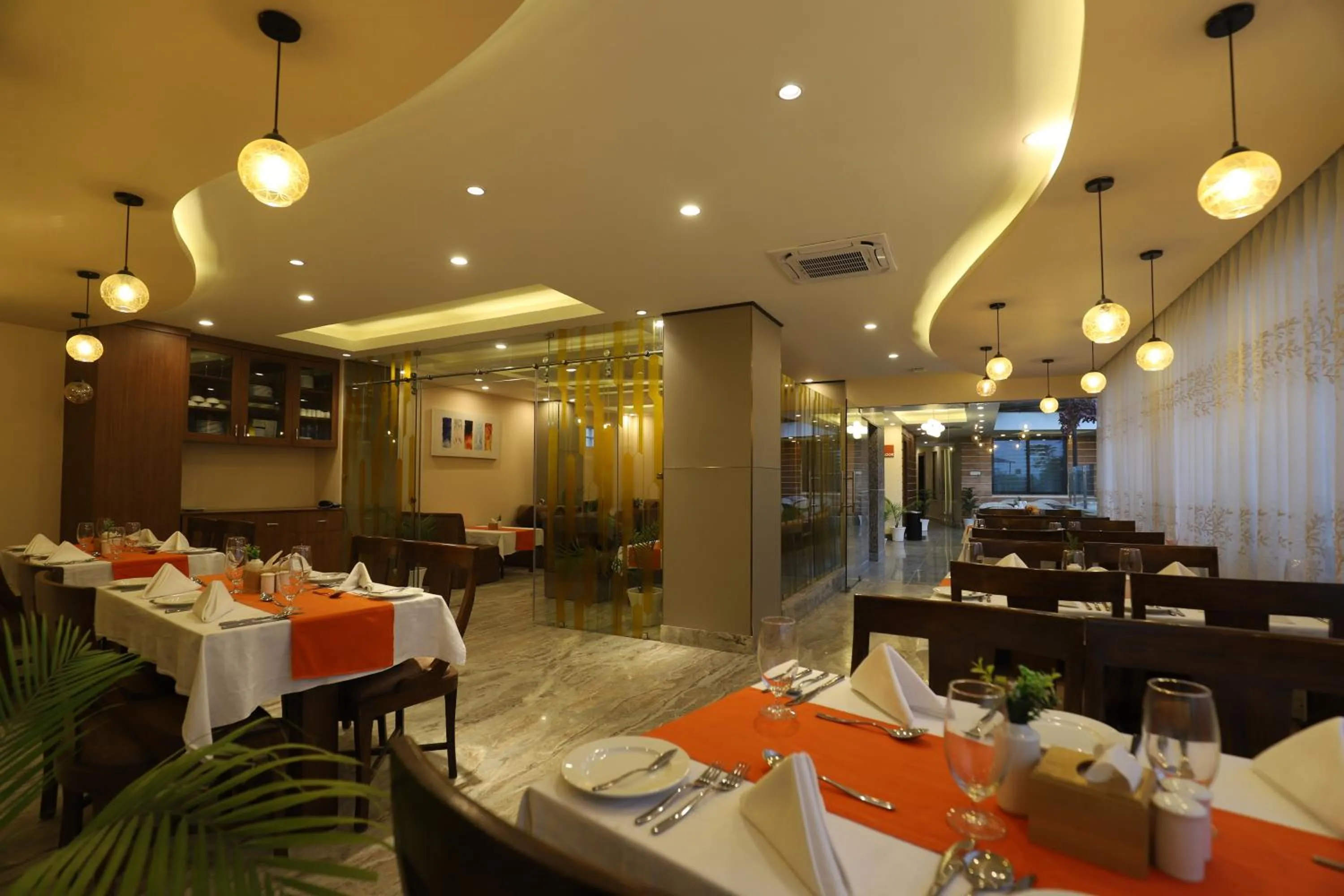 Restaurant/places to eat in Apex Business Hotel - Tribhuvan International Airport, Kathmandu