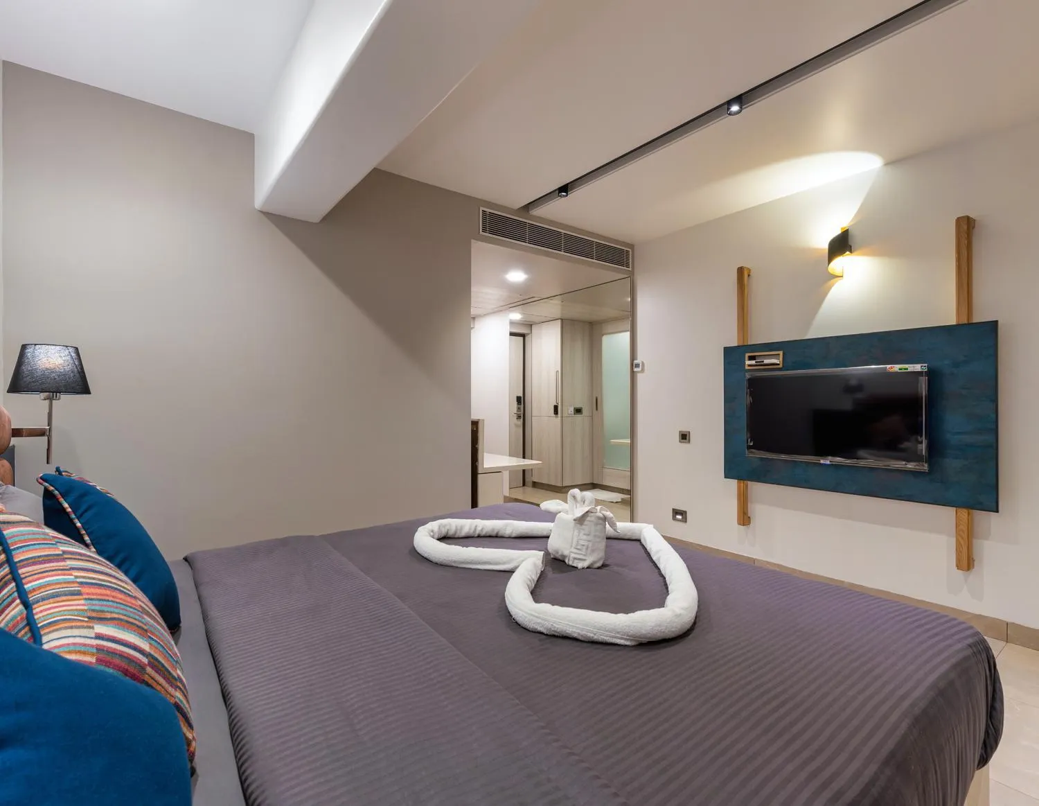 Bed in Hotel Landmark By Pai