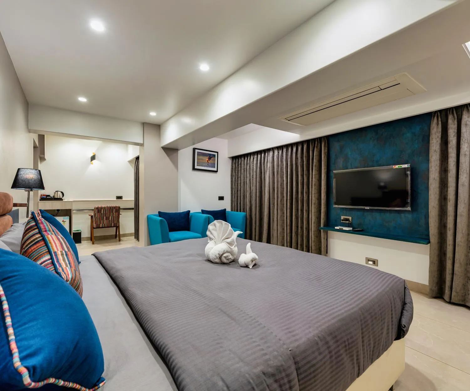 Bed in Hotel Landmark By Pai