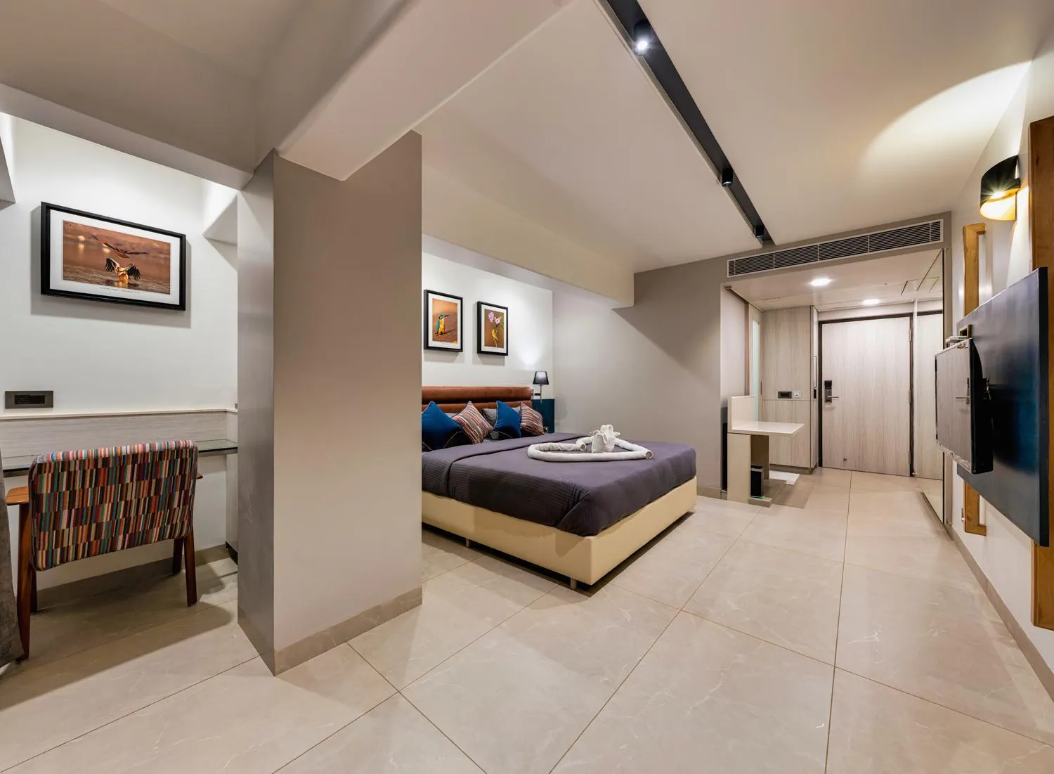 Photo of the whole room, Bed in Hotel Landmark By Pai