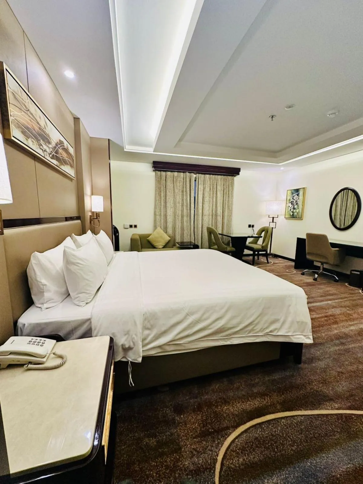 Bedroom, Bed in Al Ertiqaa Hotel