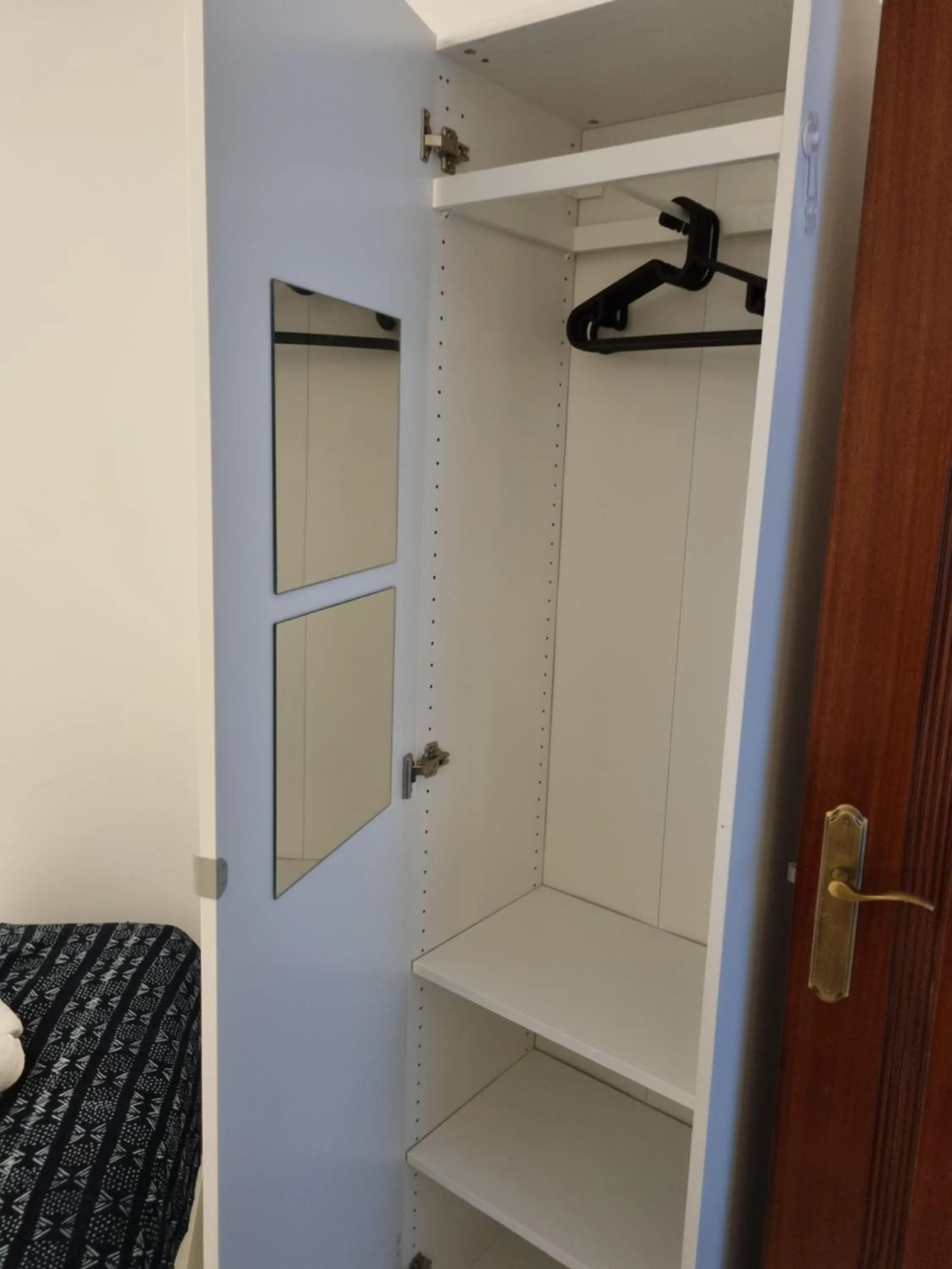 wardrobe in Apartment Summer Vibes Torrevieja