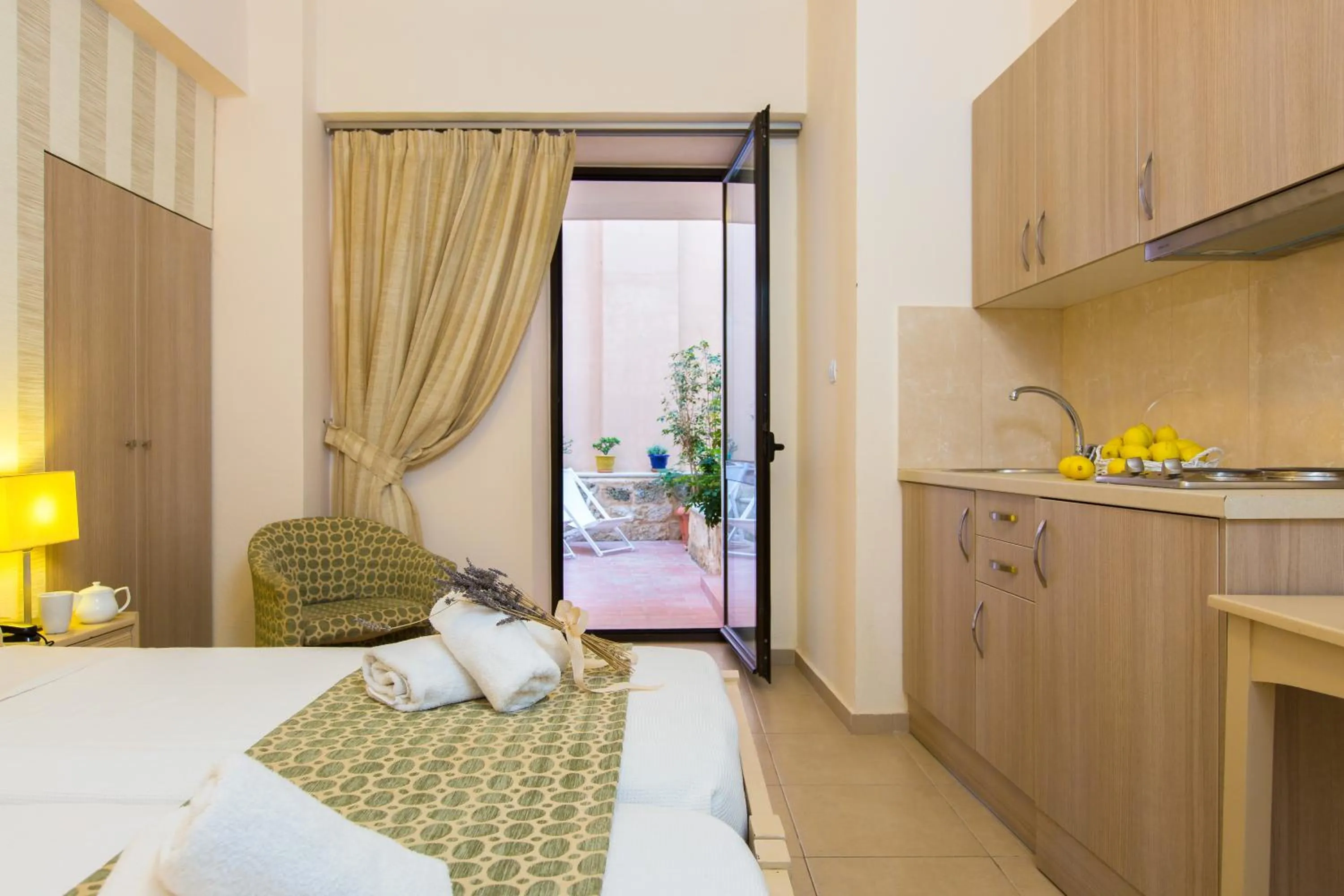 Bedroom, Bed in Hotel Ideon