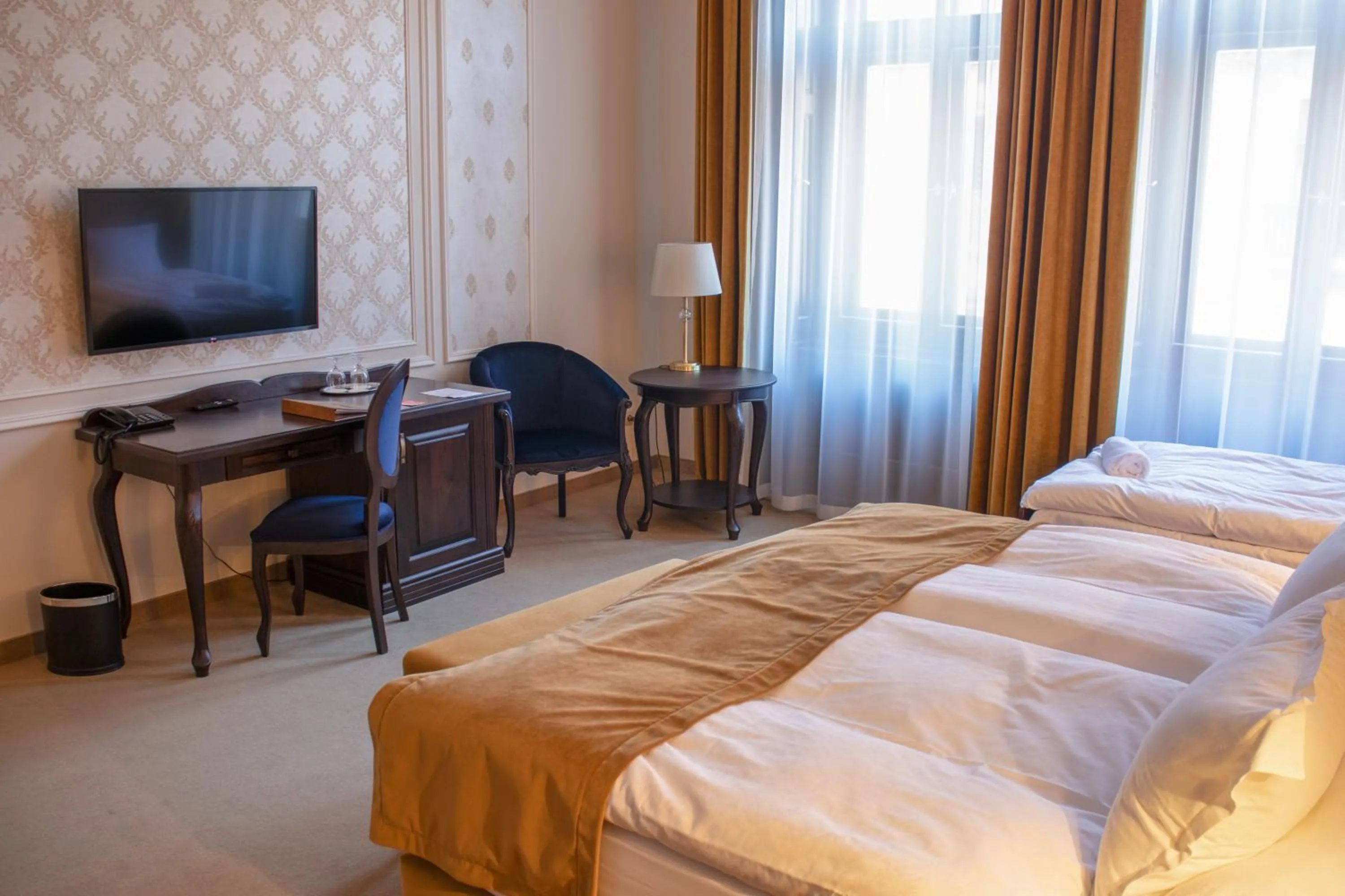 TV and multimedia, Bed in Boutique Hotel Gaia