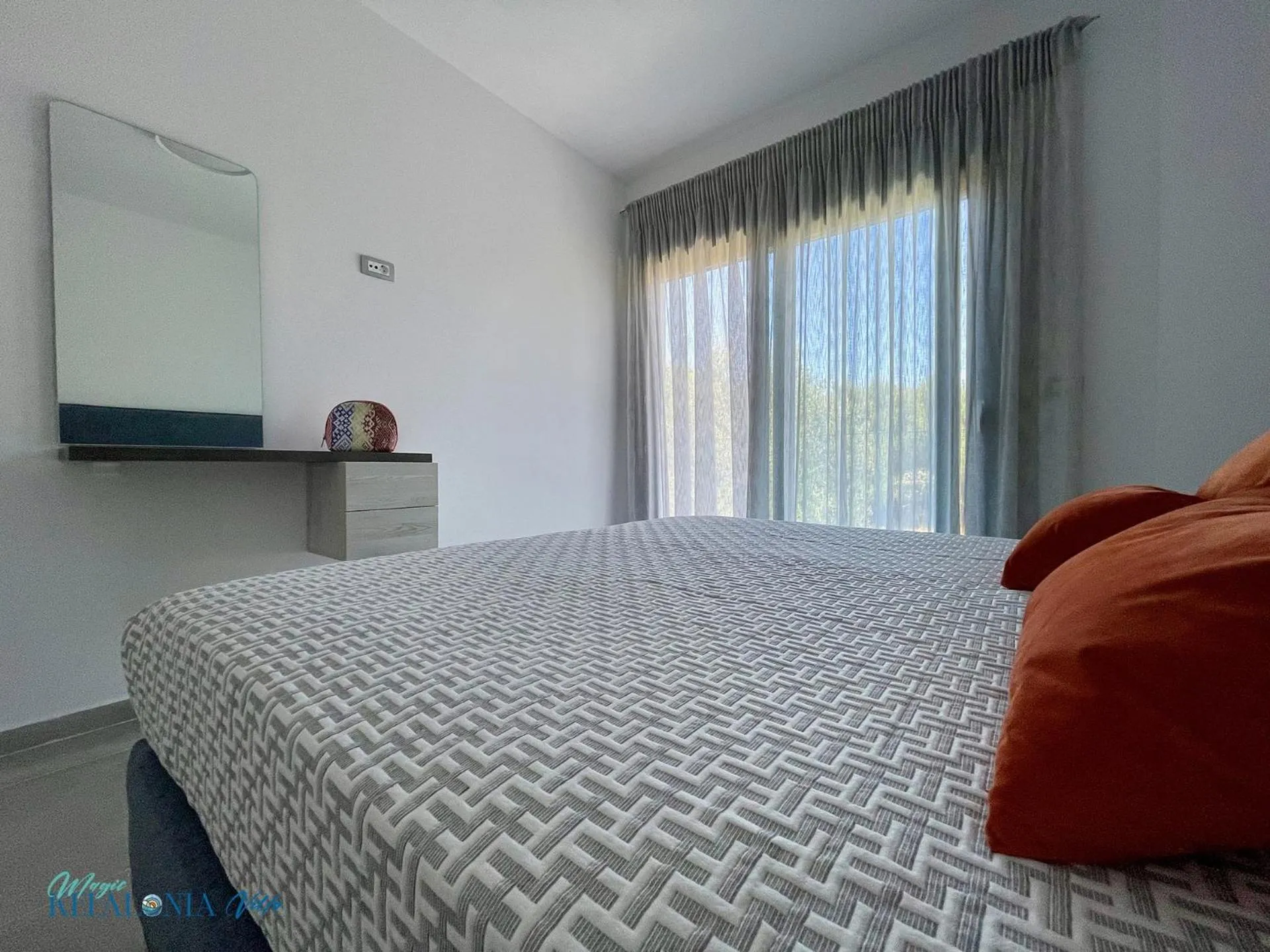 Photo of the whole room, Bed in Magic Kefalonia Villa