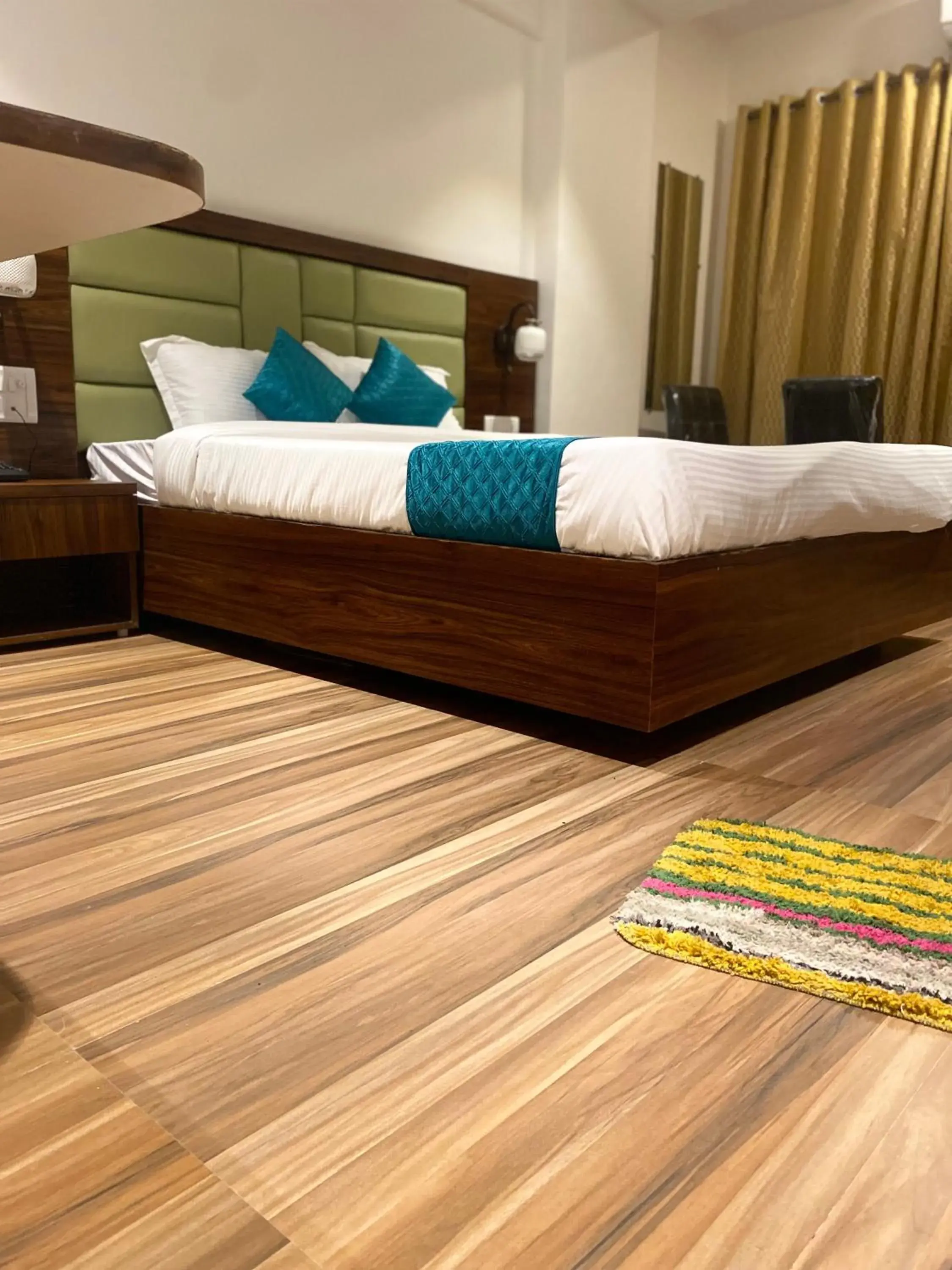 Hotel Candor Amigo Airoli Mind Space Hotel Candor Amigo Airoli Mind Space