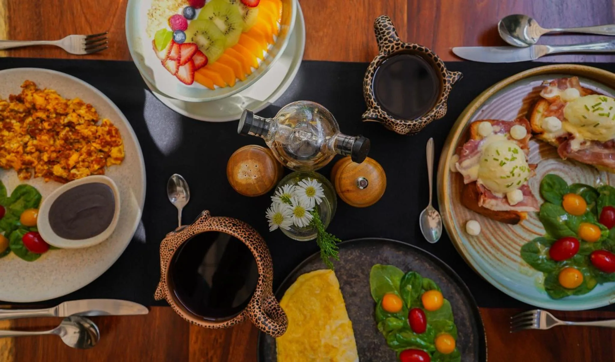 Restaurant/places to eat in Olbil Hotel Boutique