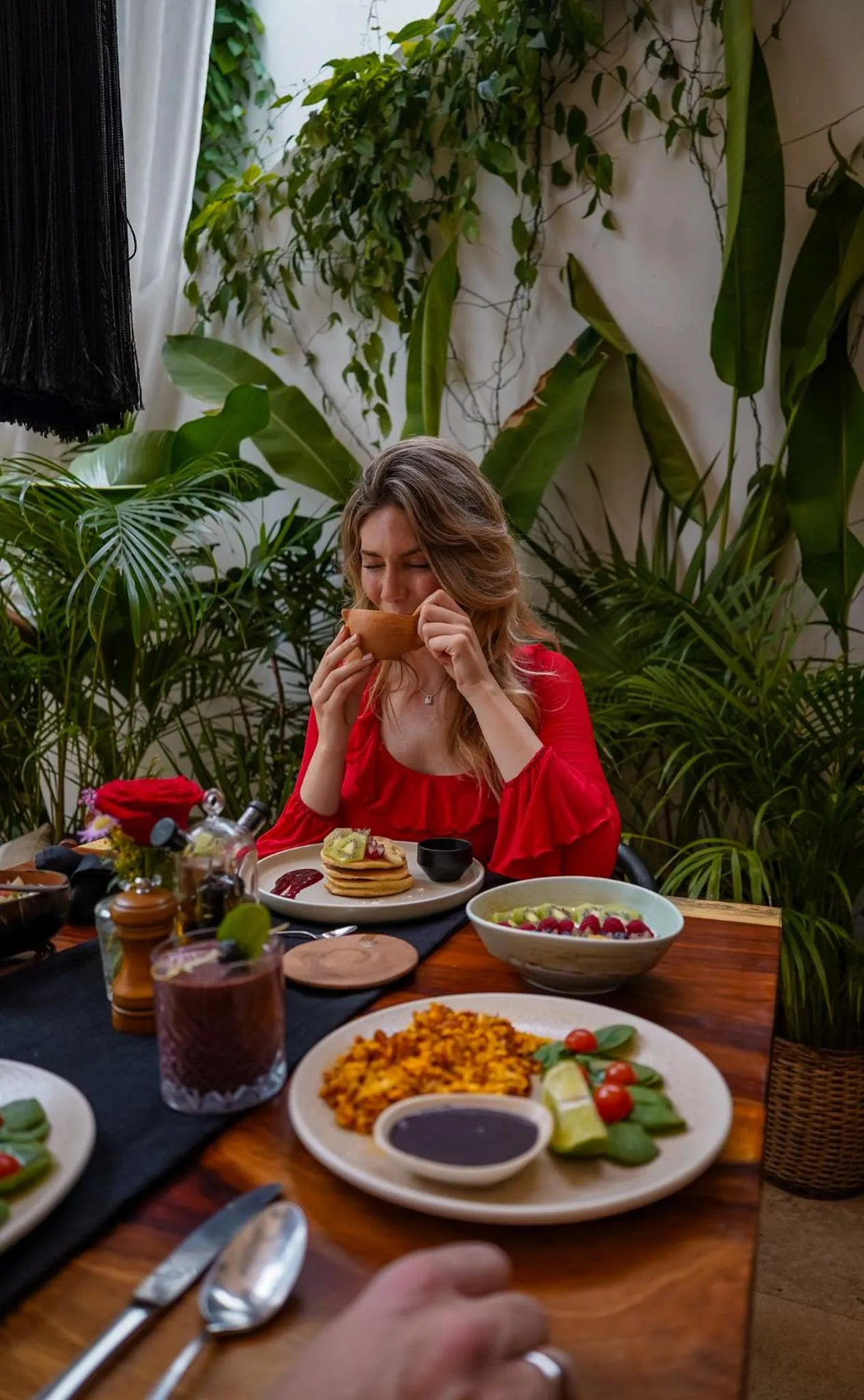 Restaurant/places to eat in Olbil Hotel Boutique