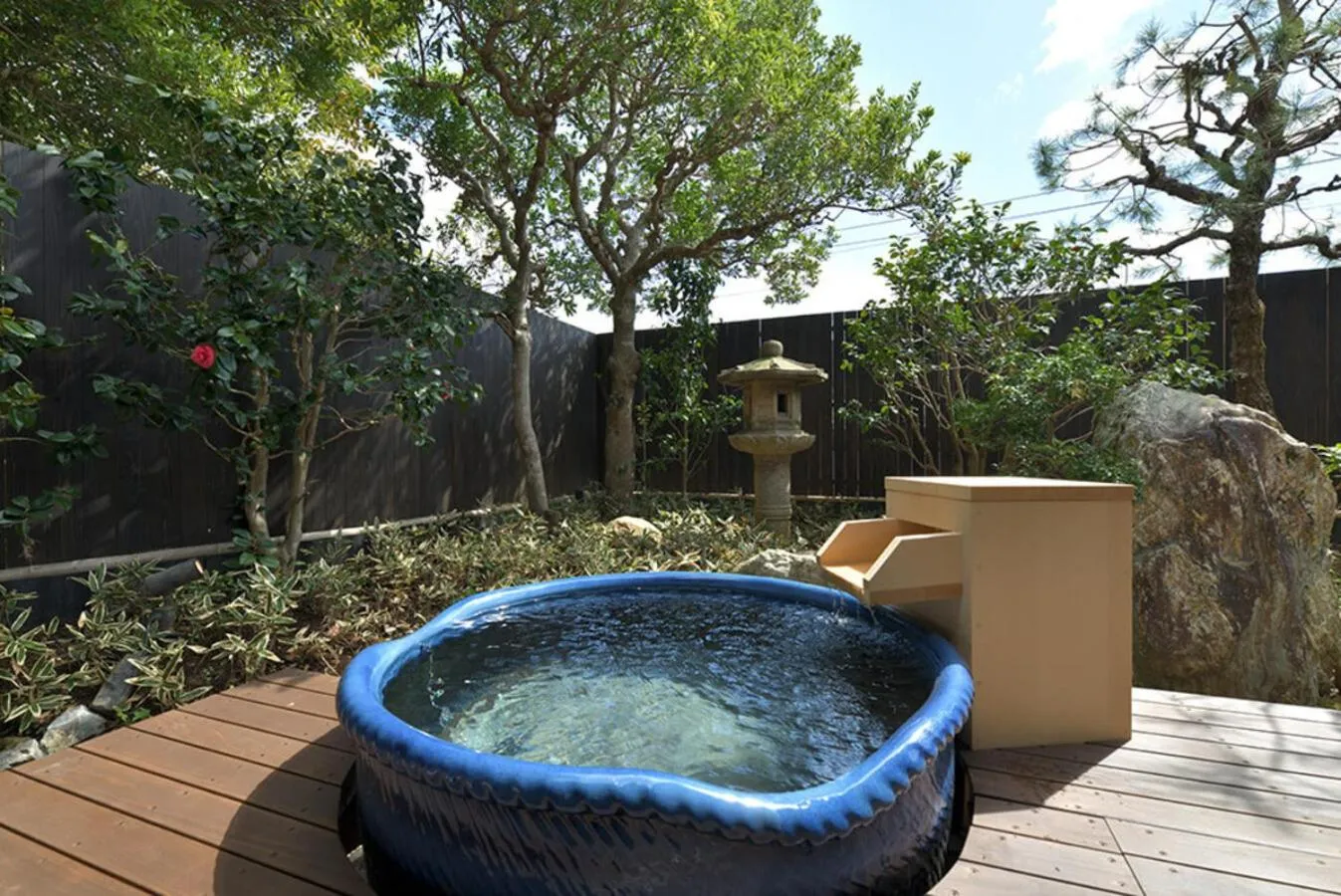 Open Air Bath in Oni no Sumika