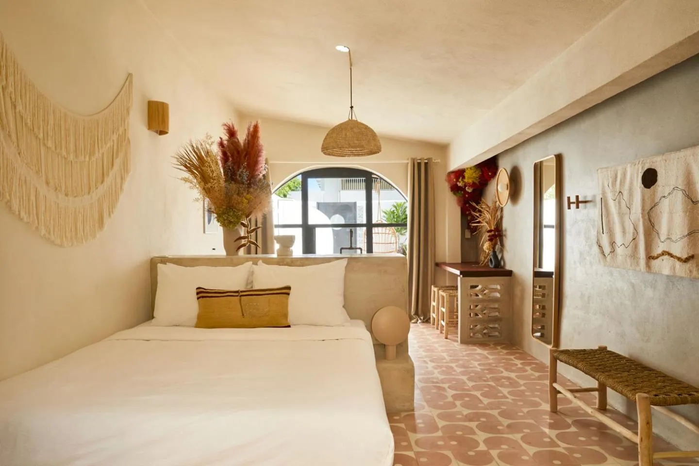 Photo of the whole room, Bed in DUNA by DW