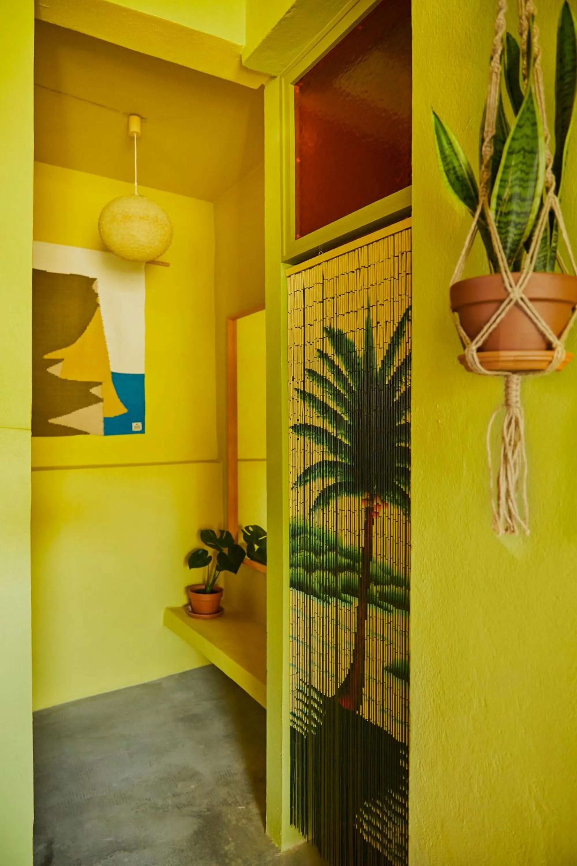 Decorative detail in MOOD HAUS by DW - 70's Retro Stays