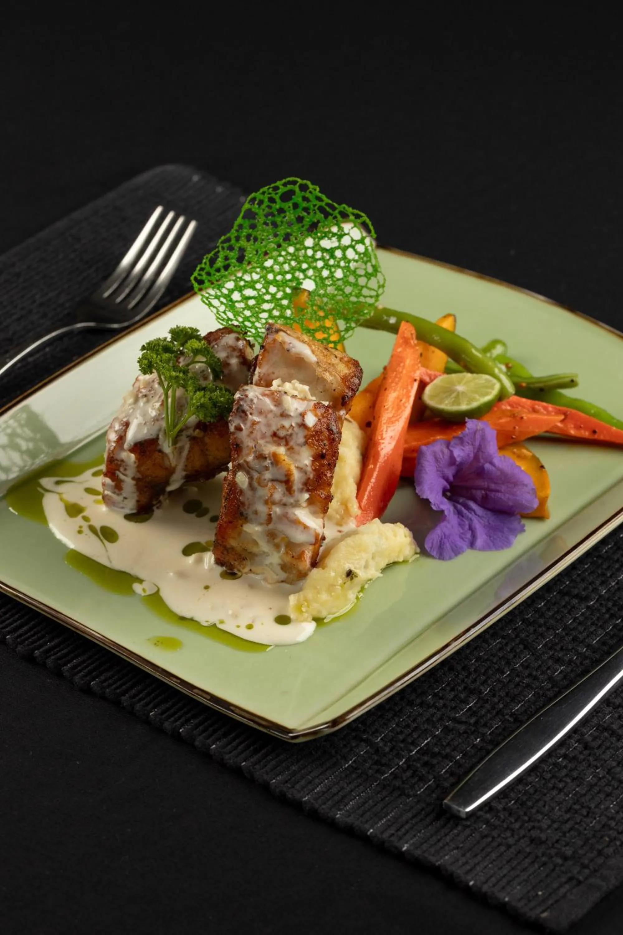 Food in Lake Avenue Hotel Kandy