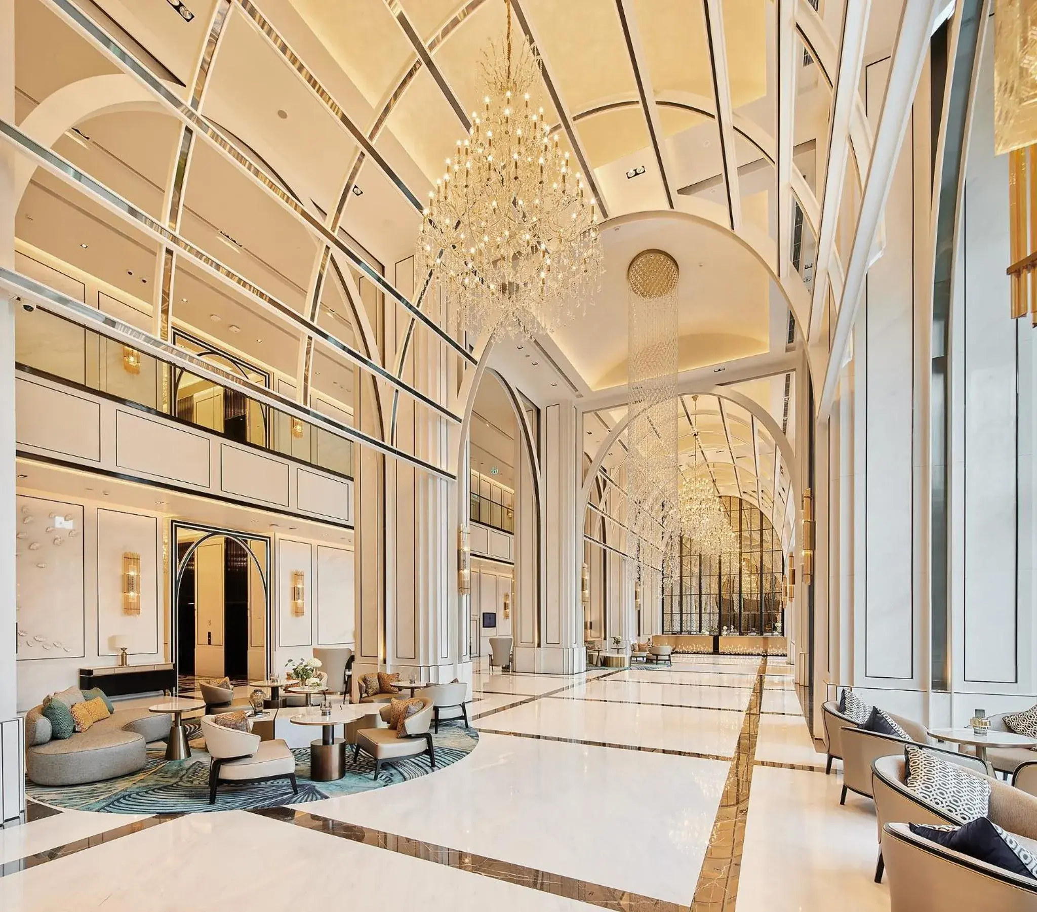 Property building in Eastin Grand Hotel Phayathai Property building in Eastin Grand Hotel Phayathai