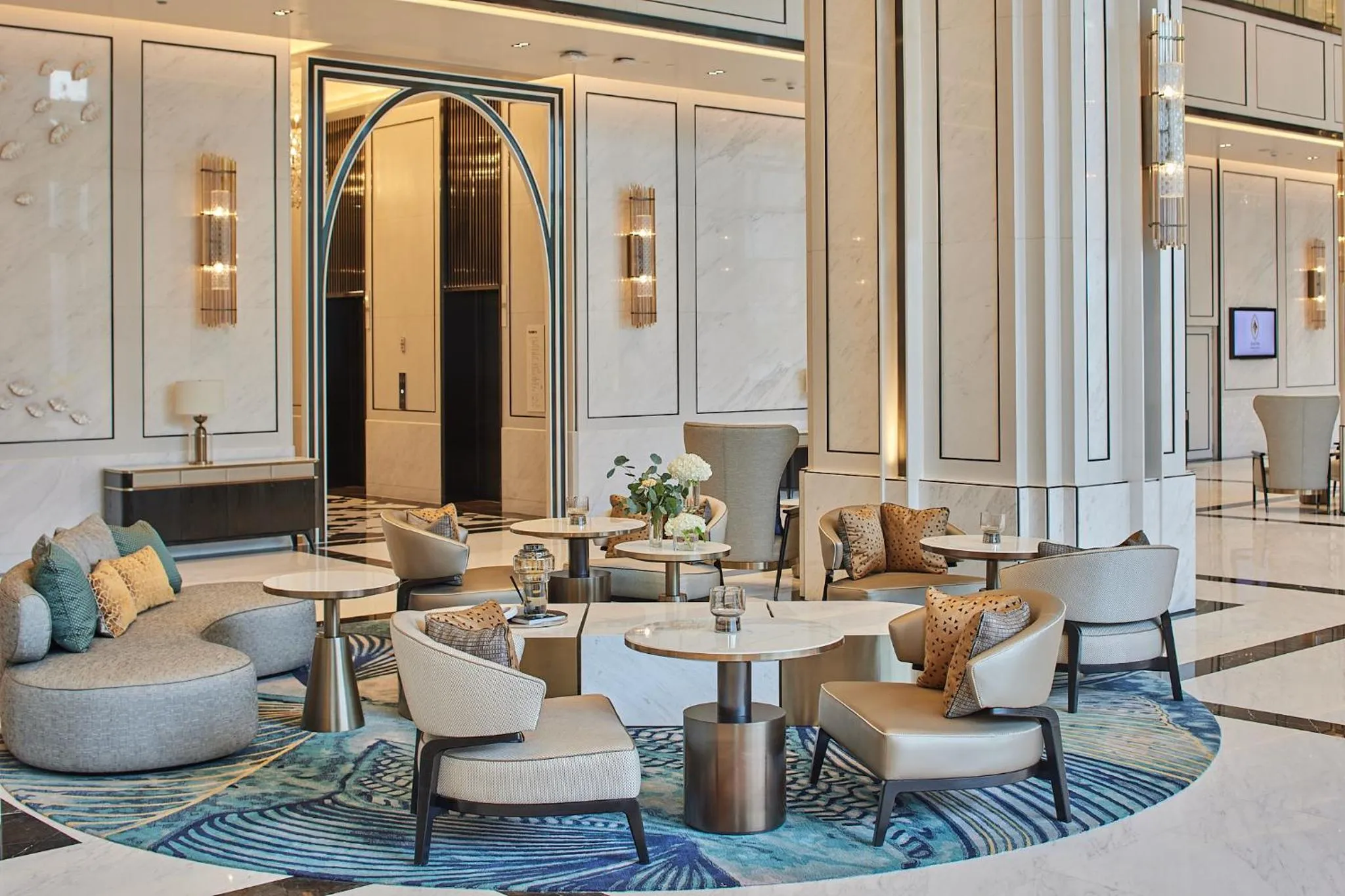 Lobby or reception in Eastin Grand Hotel Phayathai