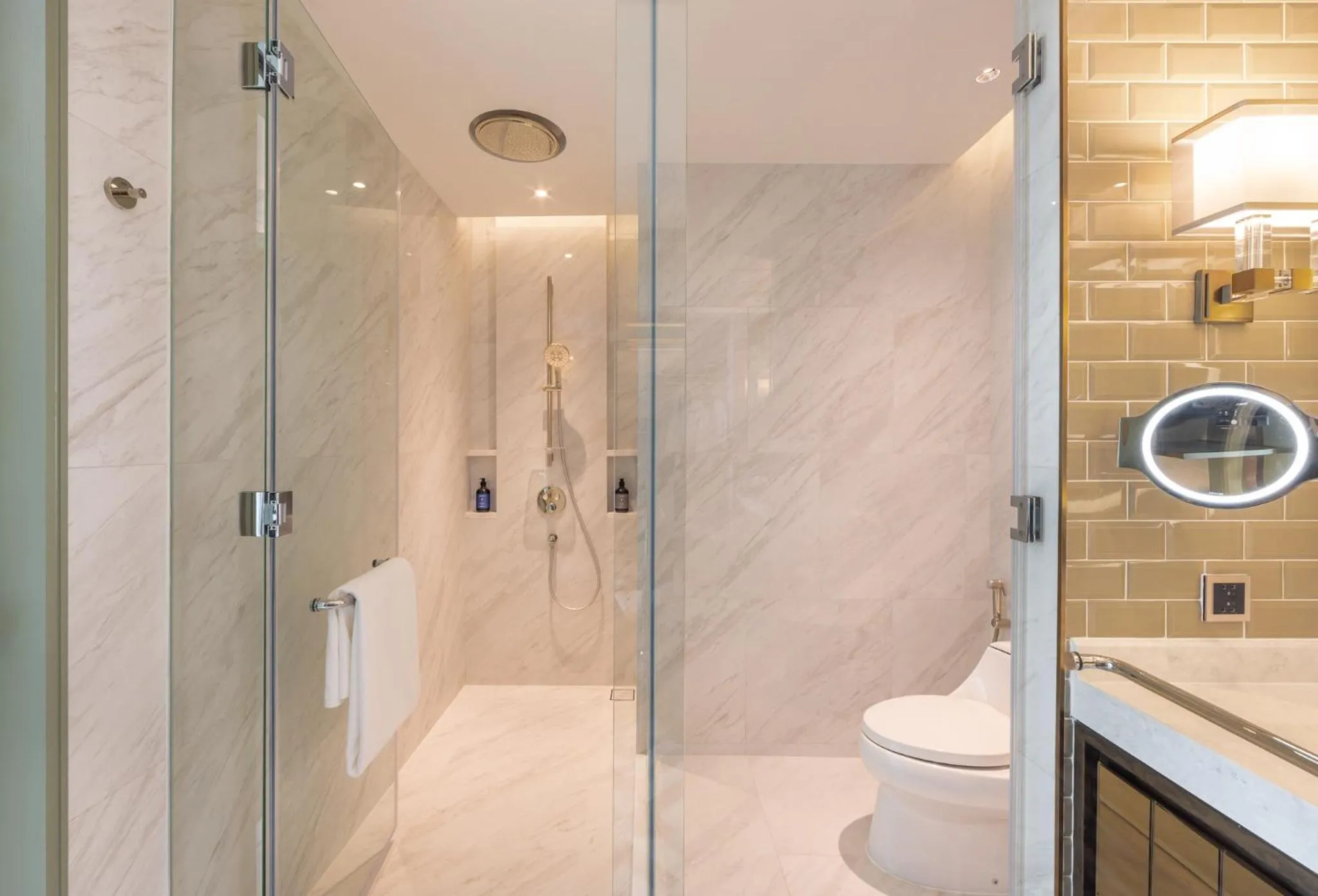 Bathroom in Eastin Grand Hotel Phayathai