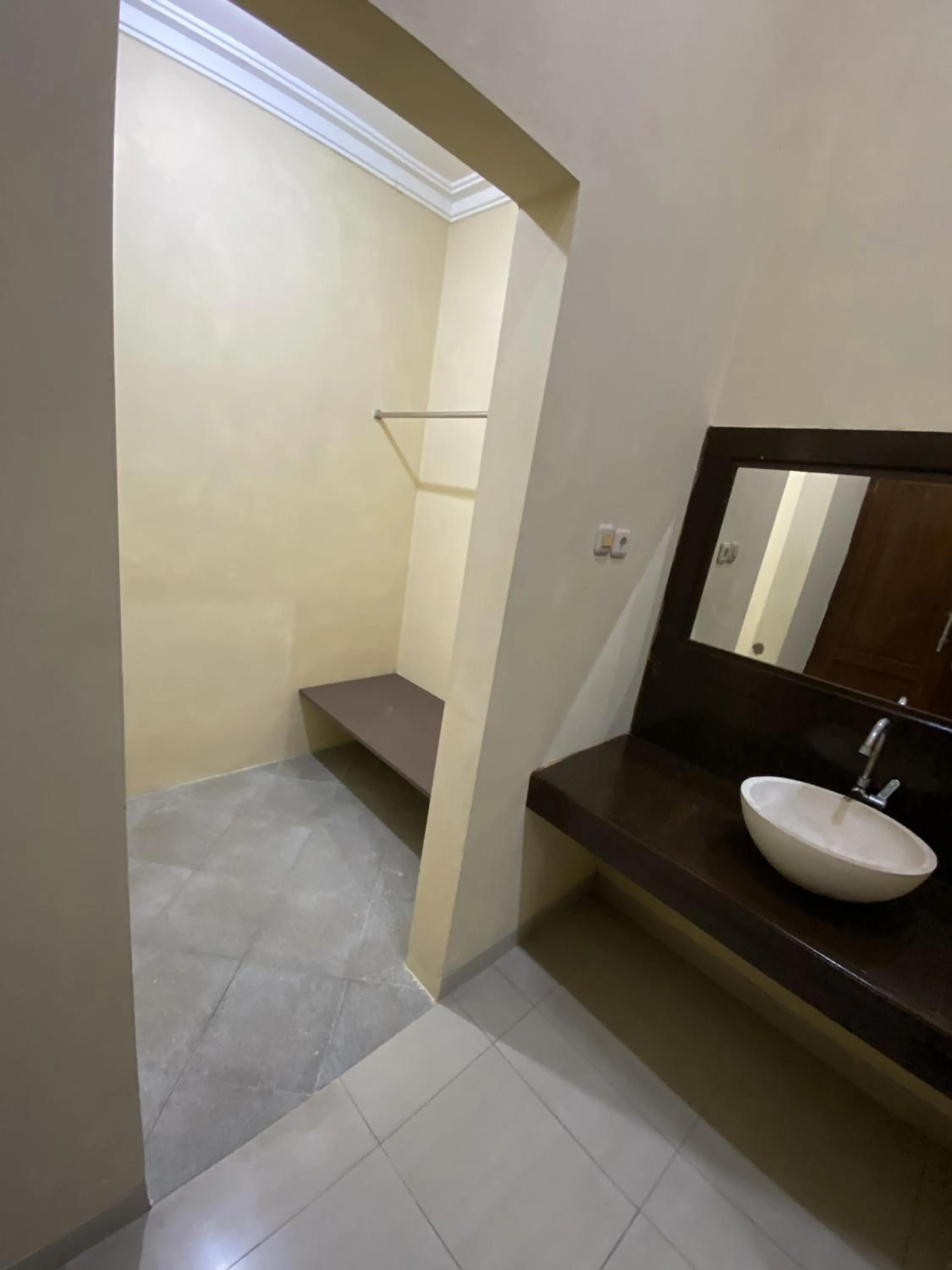 chrome hotel & resort solo