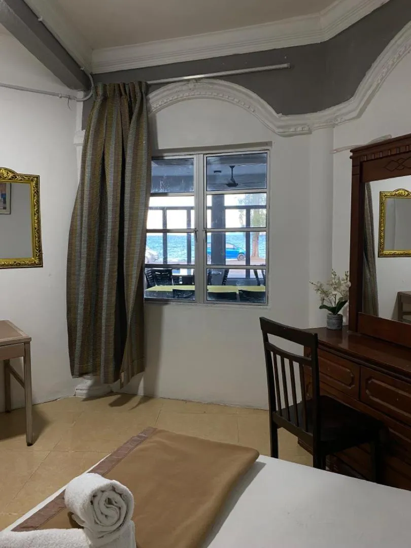 Bed in Raihan Beach Resort