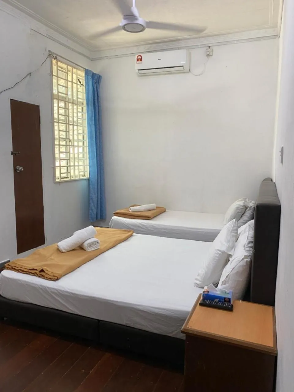 Bed in Raihan Beach Resort