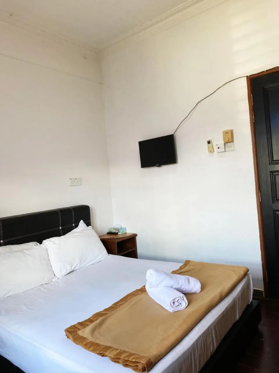 Bed in Raihan Beach Resort