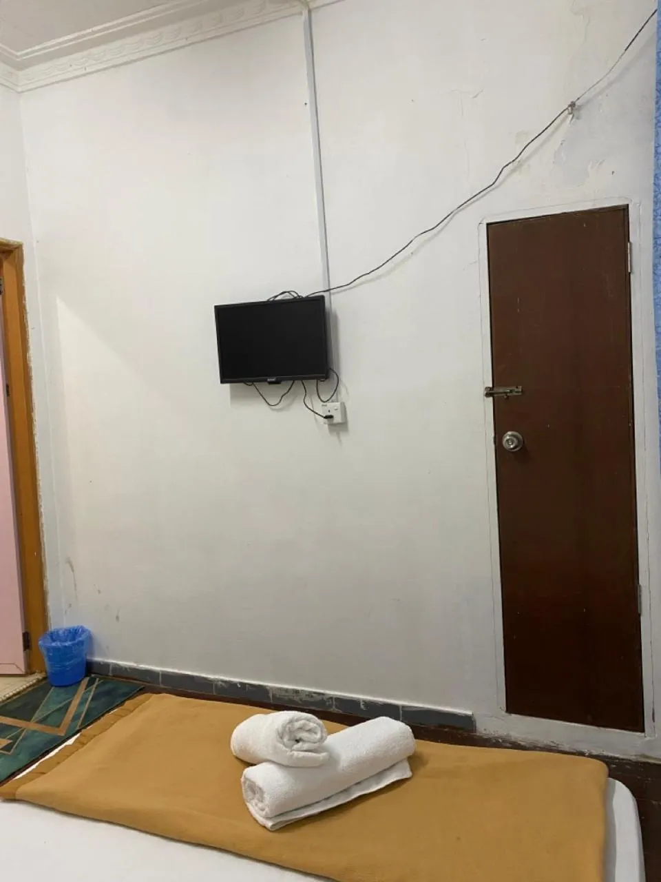 Bed in Raihan Beach Resort