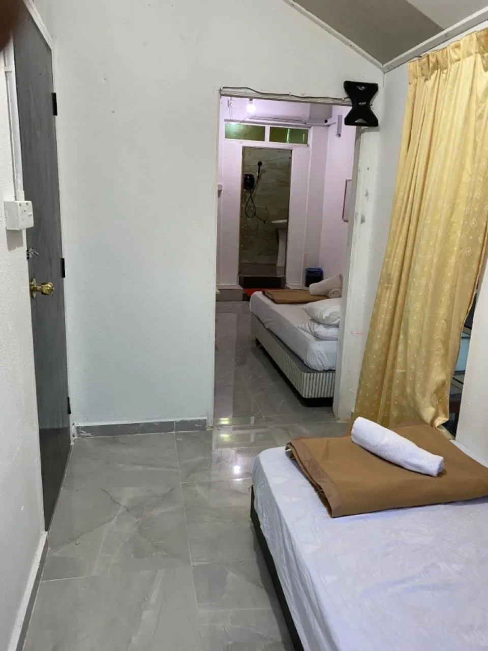 Bed in Raihan Beach Resort