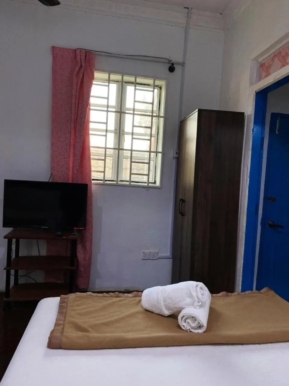 Bed in Raihan Beach Resort