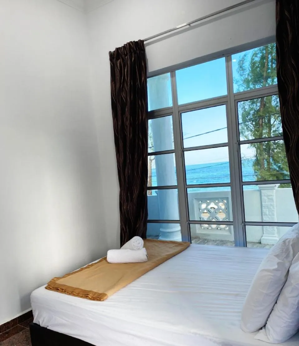 Bed in Raihan Beach Resort