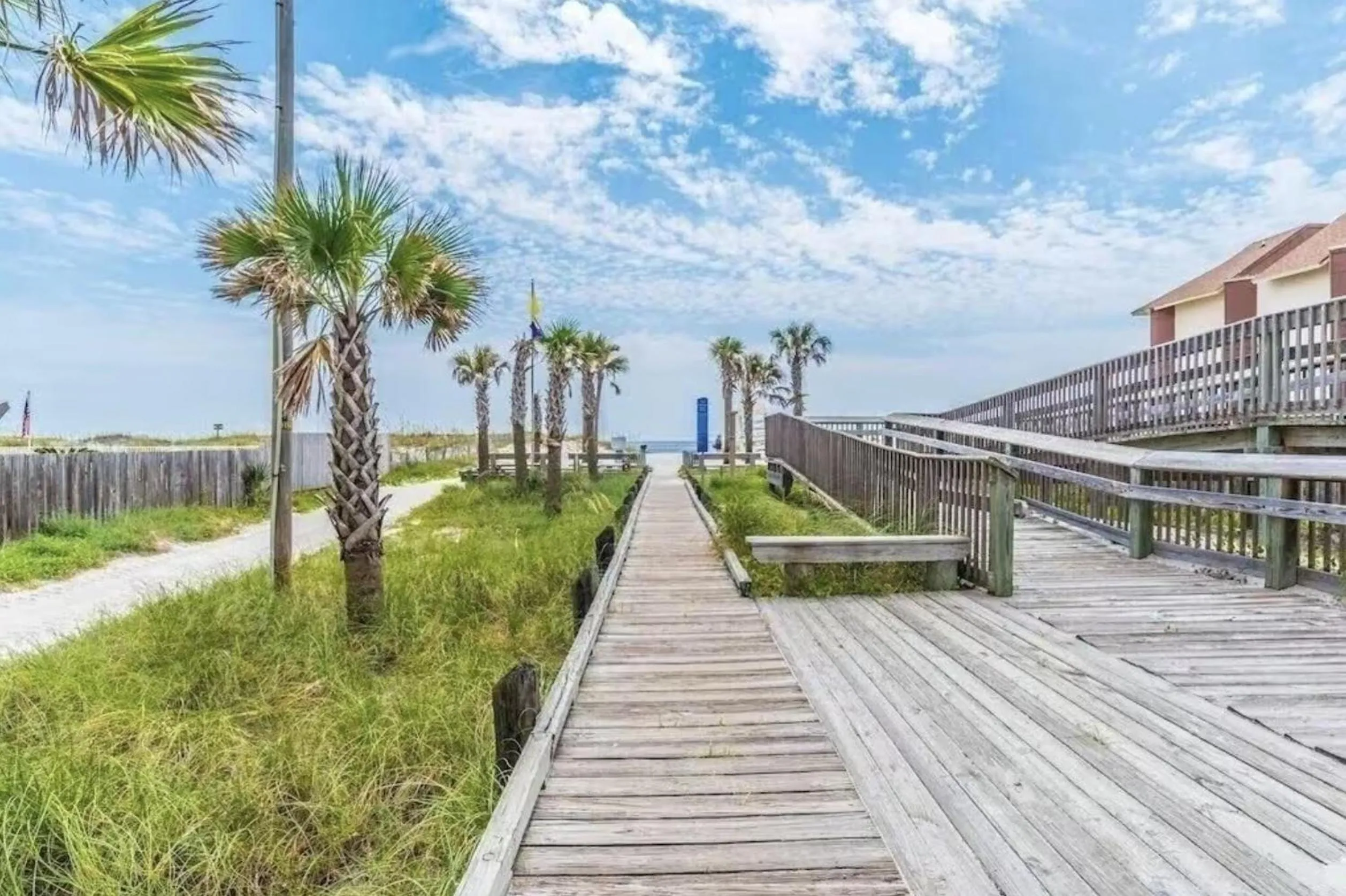 Ocean Breeze - Beautiful Condo & Pet Friendly