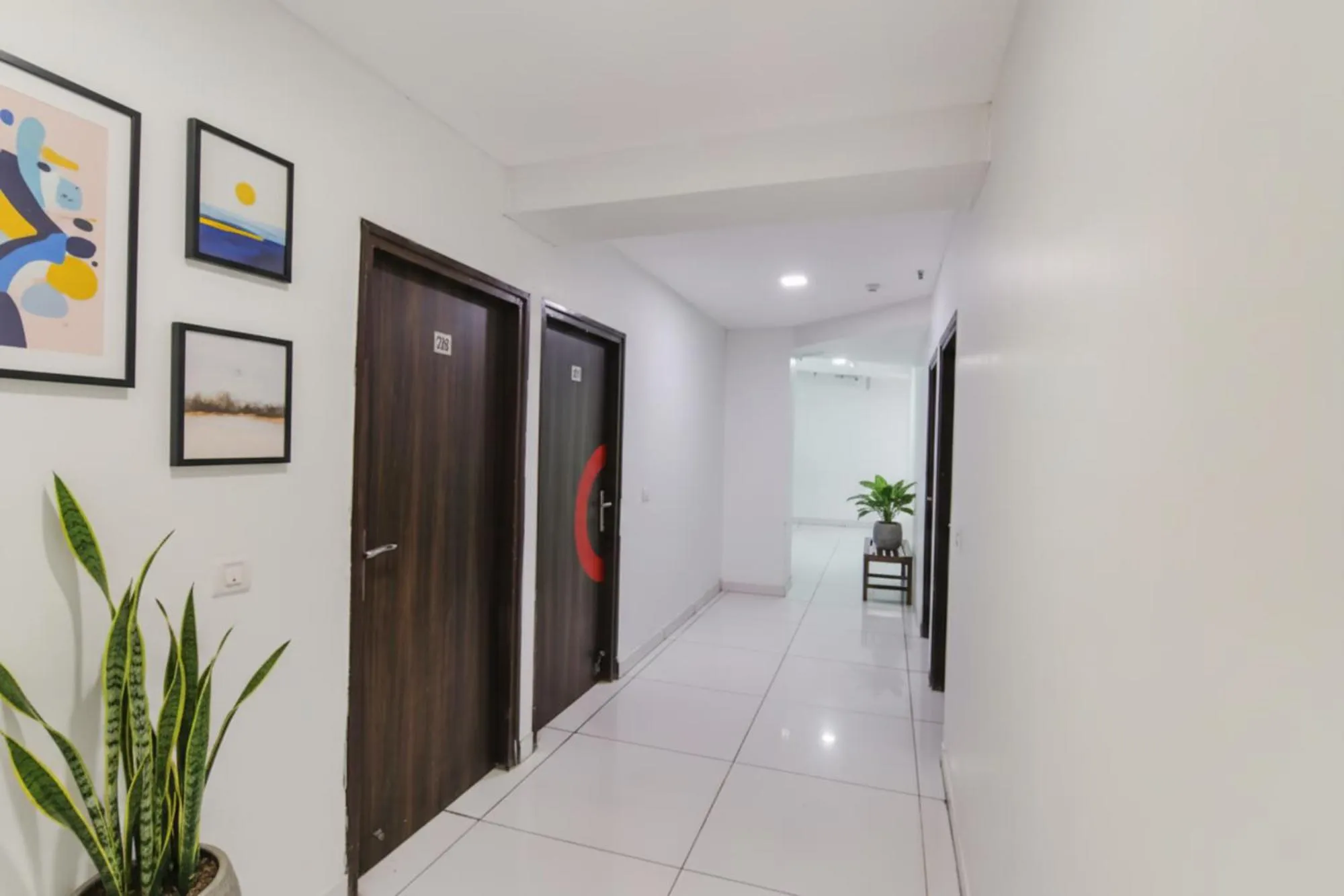 Lobby or reception in FabHotel Moro Rohini Sector 11