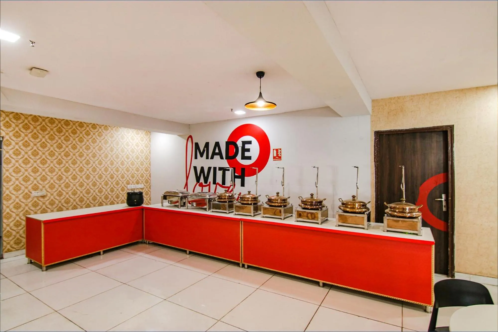 Restaurant/places to eat in FabHotel Moro Rohini Sector 11