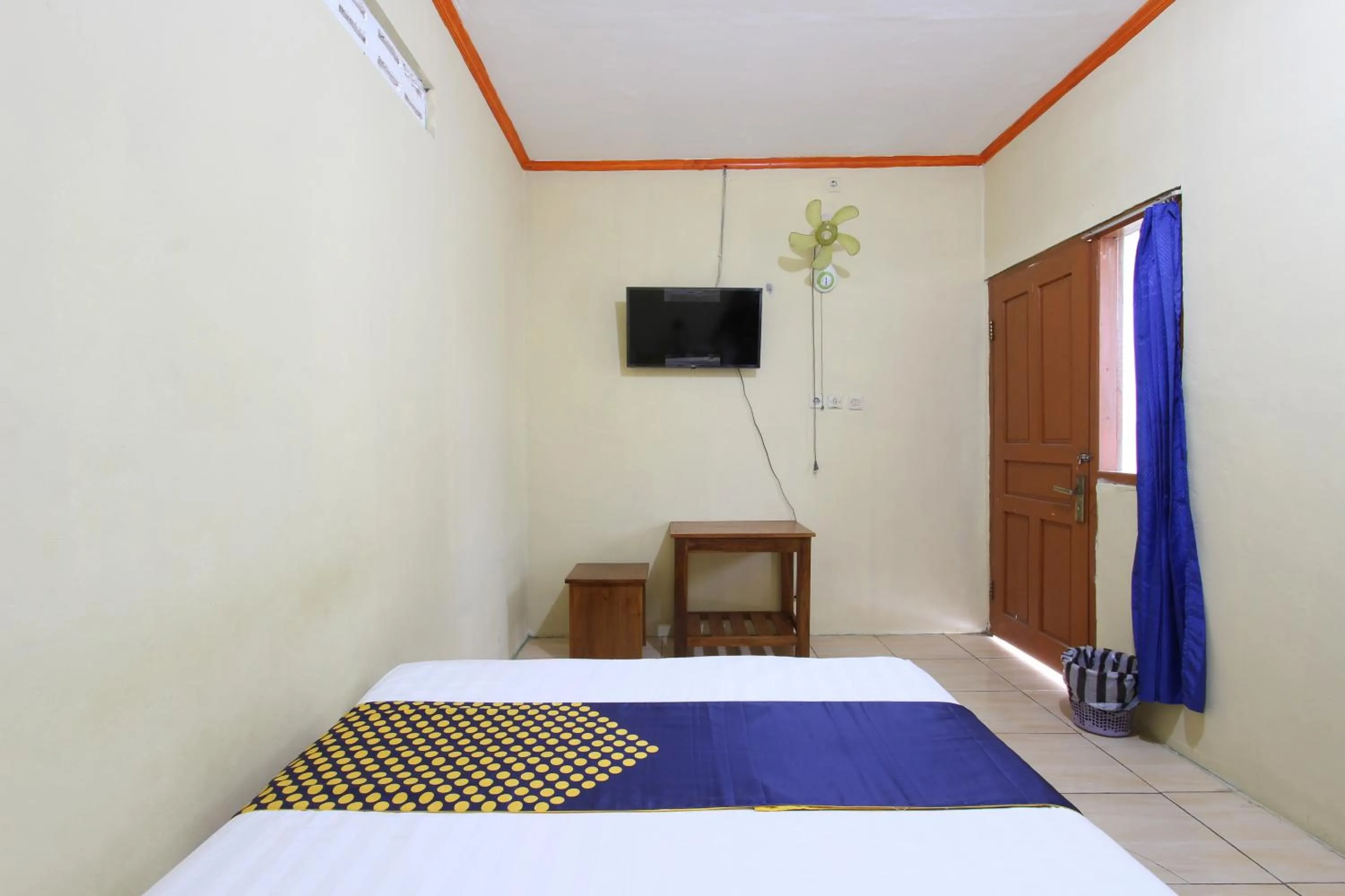 Bedroom, Bed in Hotel O Penginapan Tanjung Alang Syariah