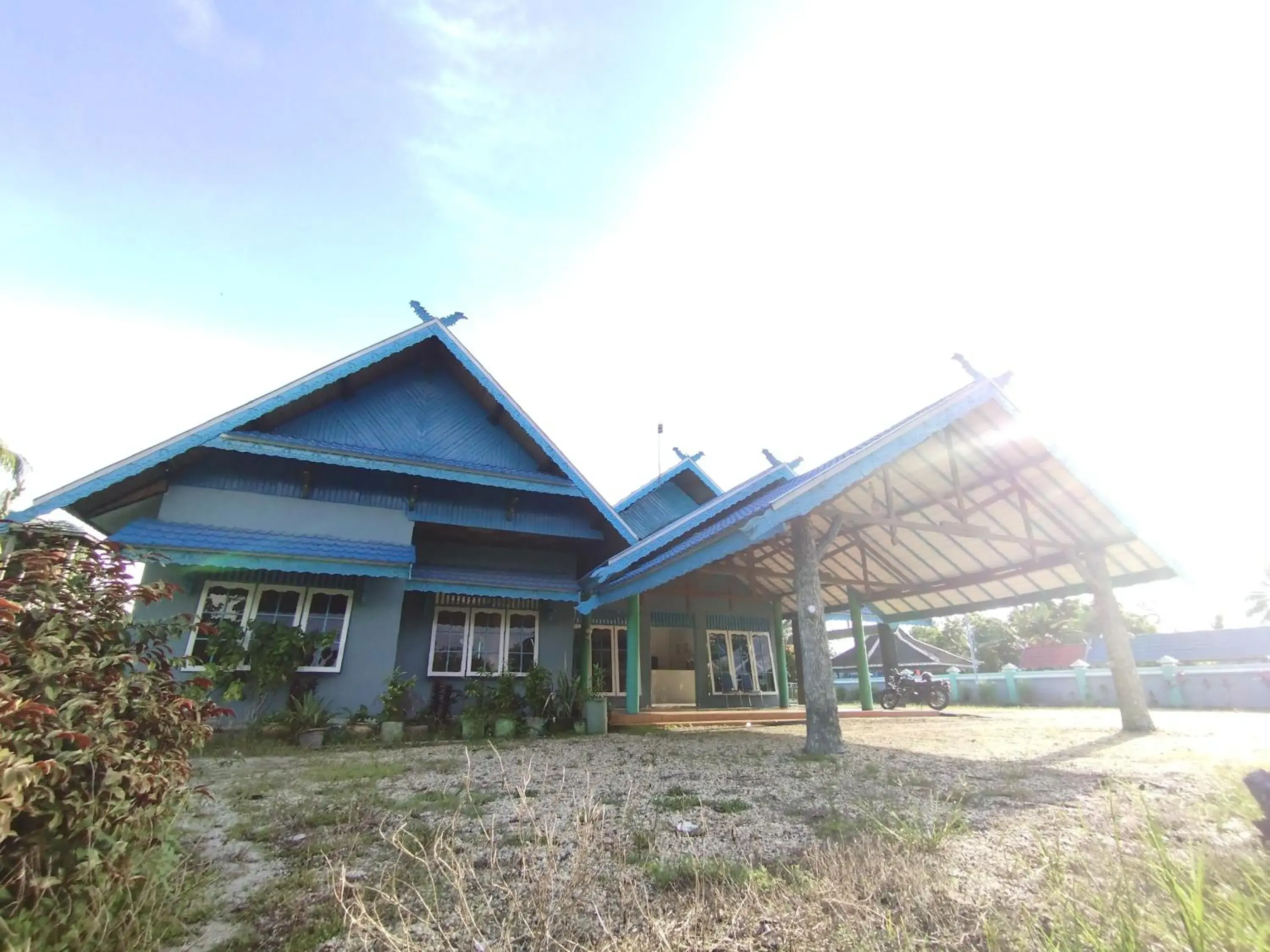 Facade/entrance in Hotel O Tris Facade/entrance in Hotel O Tris