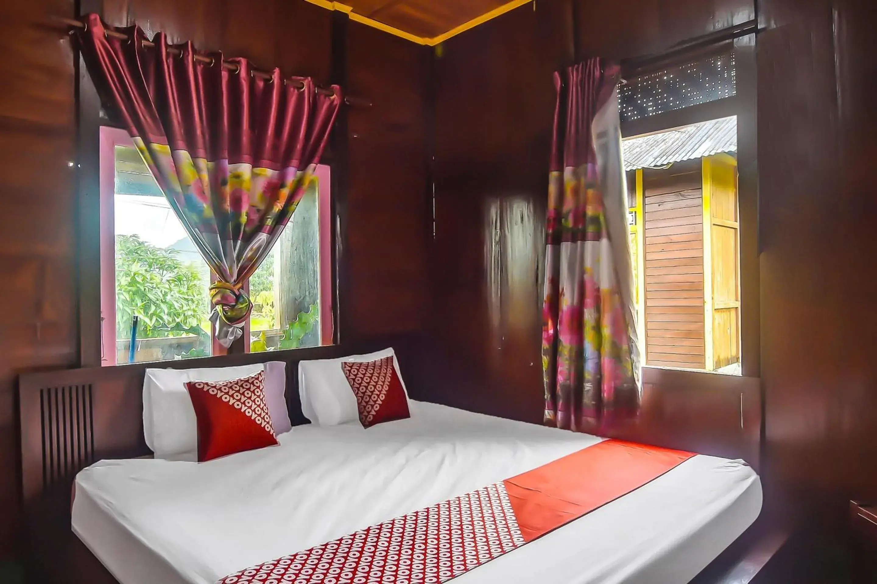 Bedroom, Bed in Hotel O Filadelfia Resto & Penginapan Near Benteng Moraya Bedroom, Bed in Hotel O Filadelfia Resto & Penginapan Near Benteng Moraya