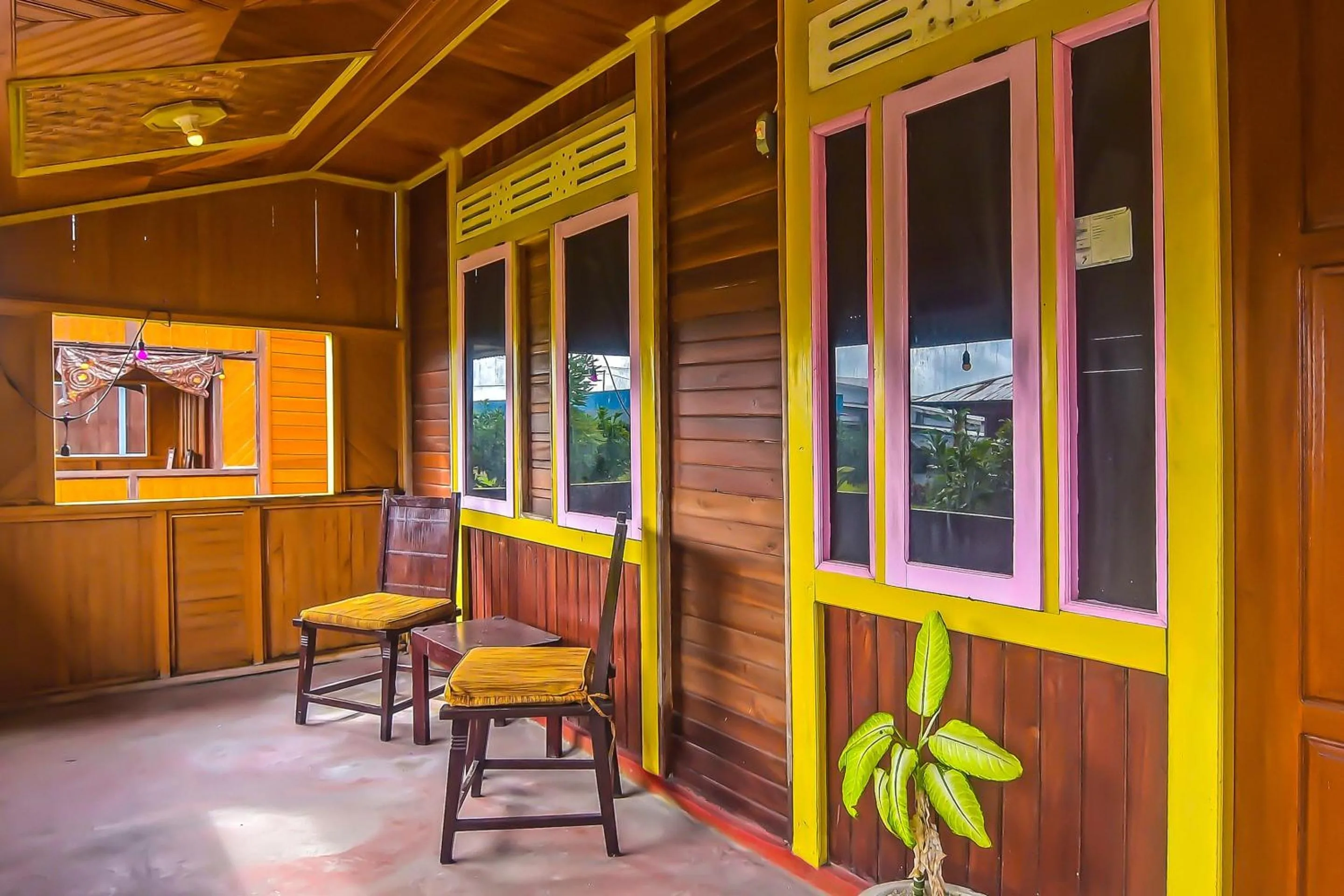 Bedroom in Hotel O Filadelfia Resto & Penginapan Near Benteng Moraya