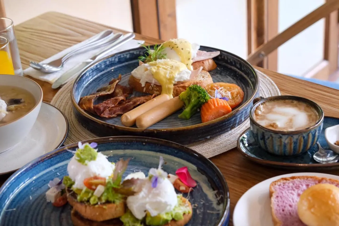 Restaurant/places to eat in Proud Phu Fah Muang Chiang Mai