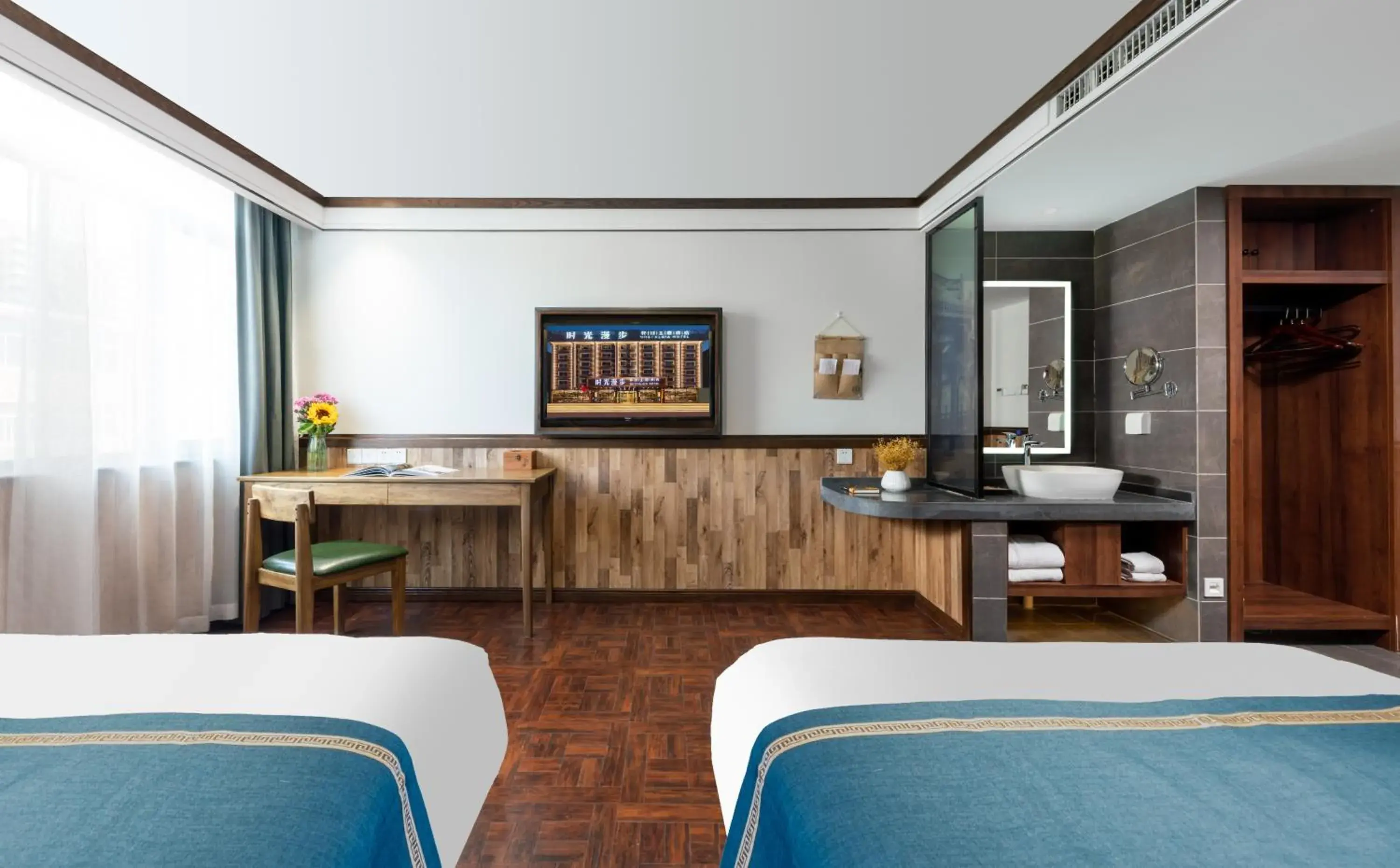 Time Deluxe Twin Room in Nost algia Hotel T aiyuan Shanxi Museum Time Deluxe Twin Room in Nost algia Hotel T aiyuan Shanxi Museum