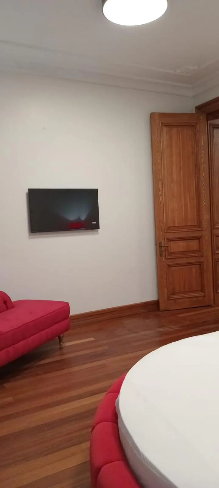 Bedroom, Bed in Aslan Residence