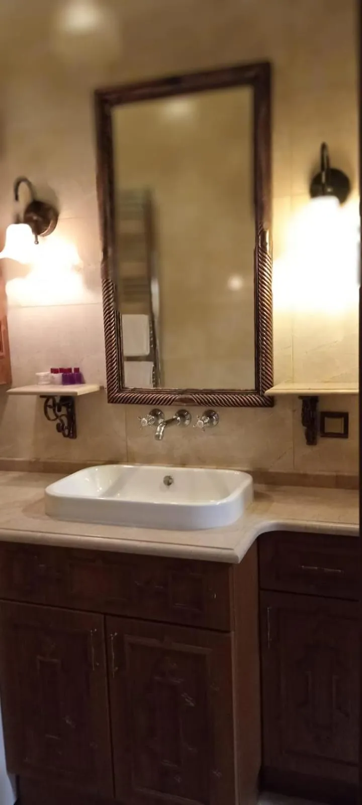 Bathroom in Aslan Residence