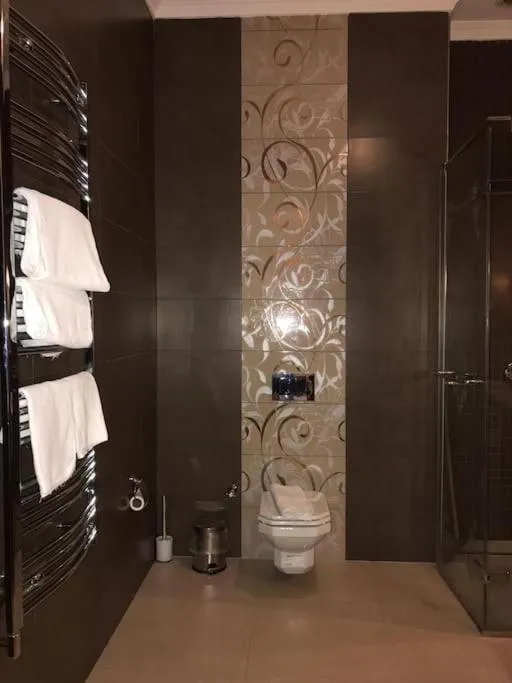 Bathroom in Aslan Residence